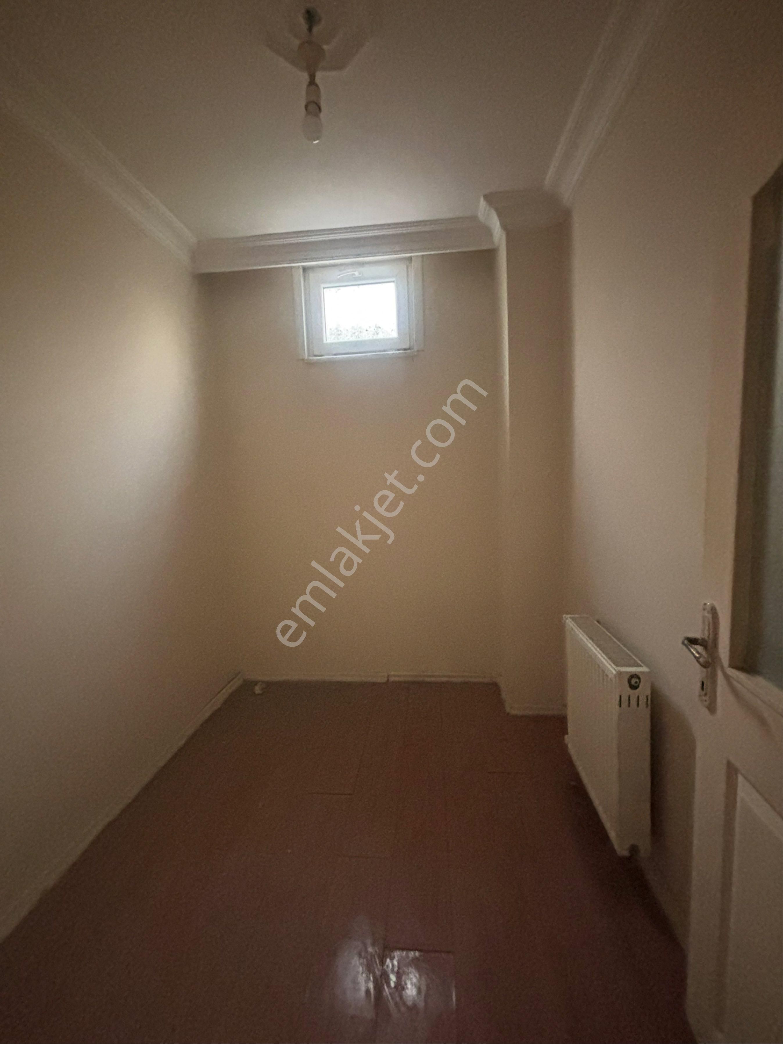 Yeşilkent Mahallesinde 2+1 Kiralık Bahçe Katı - Görsel 4