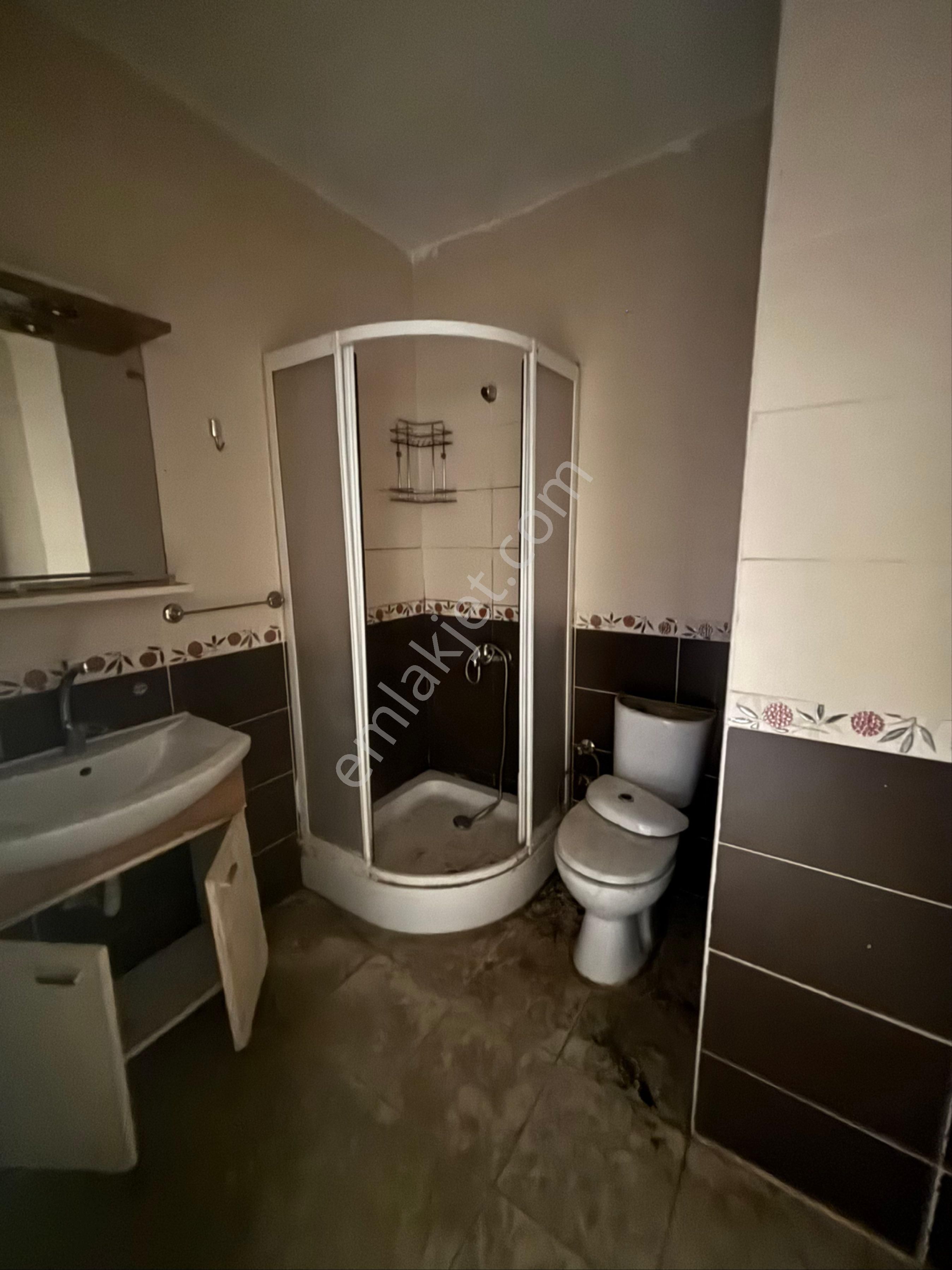 Yeşilkent Mahallesinde 2+1 Kiralık Bahçe Katı - Görsel 7