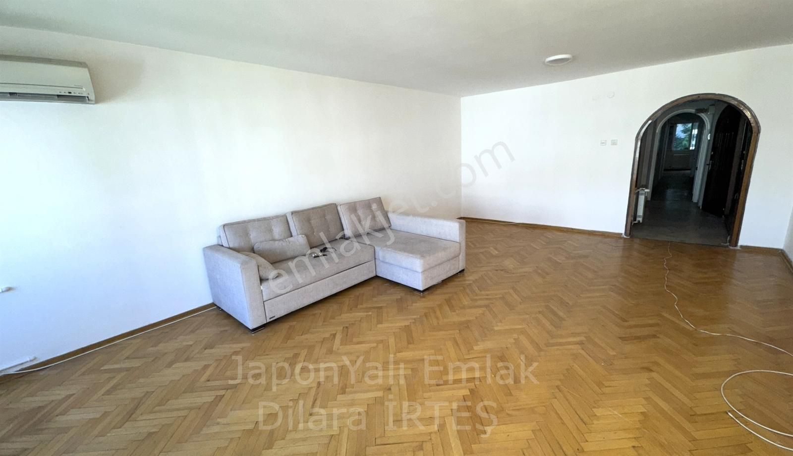 Sadıkbey Mithatpaşa Caddesinde Satılık 2+1 Daire - Görsel 8