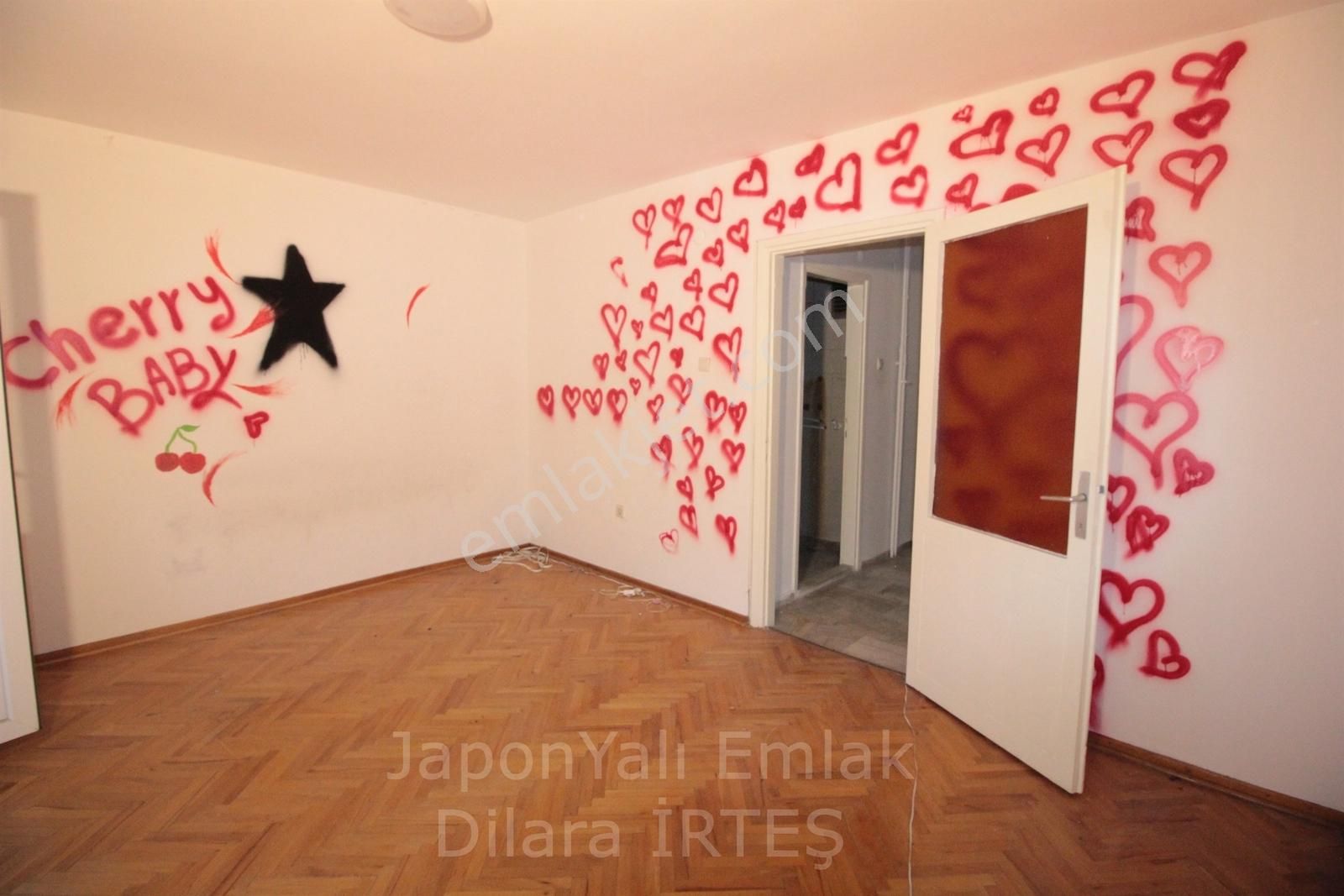 Sadıkbey Mithatpaşa Caddesinde Satılık 2+1 Daire - Görsel 13