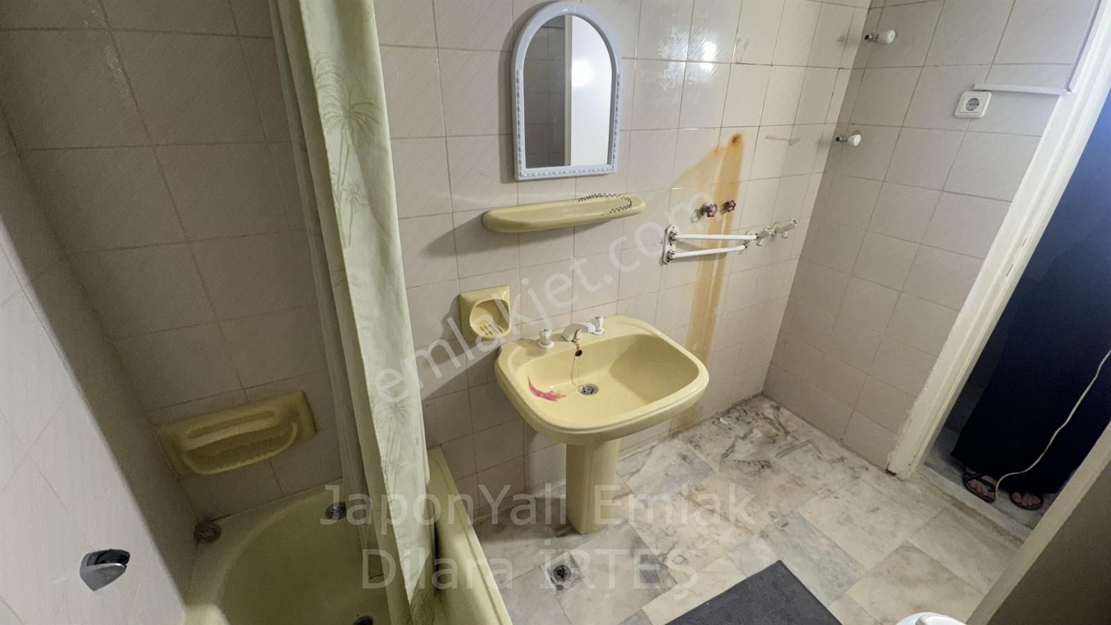 Sadıkbey Mithatpaşa Caddesinde Satılık 2+1 Daire - Görsel 26