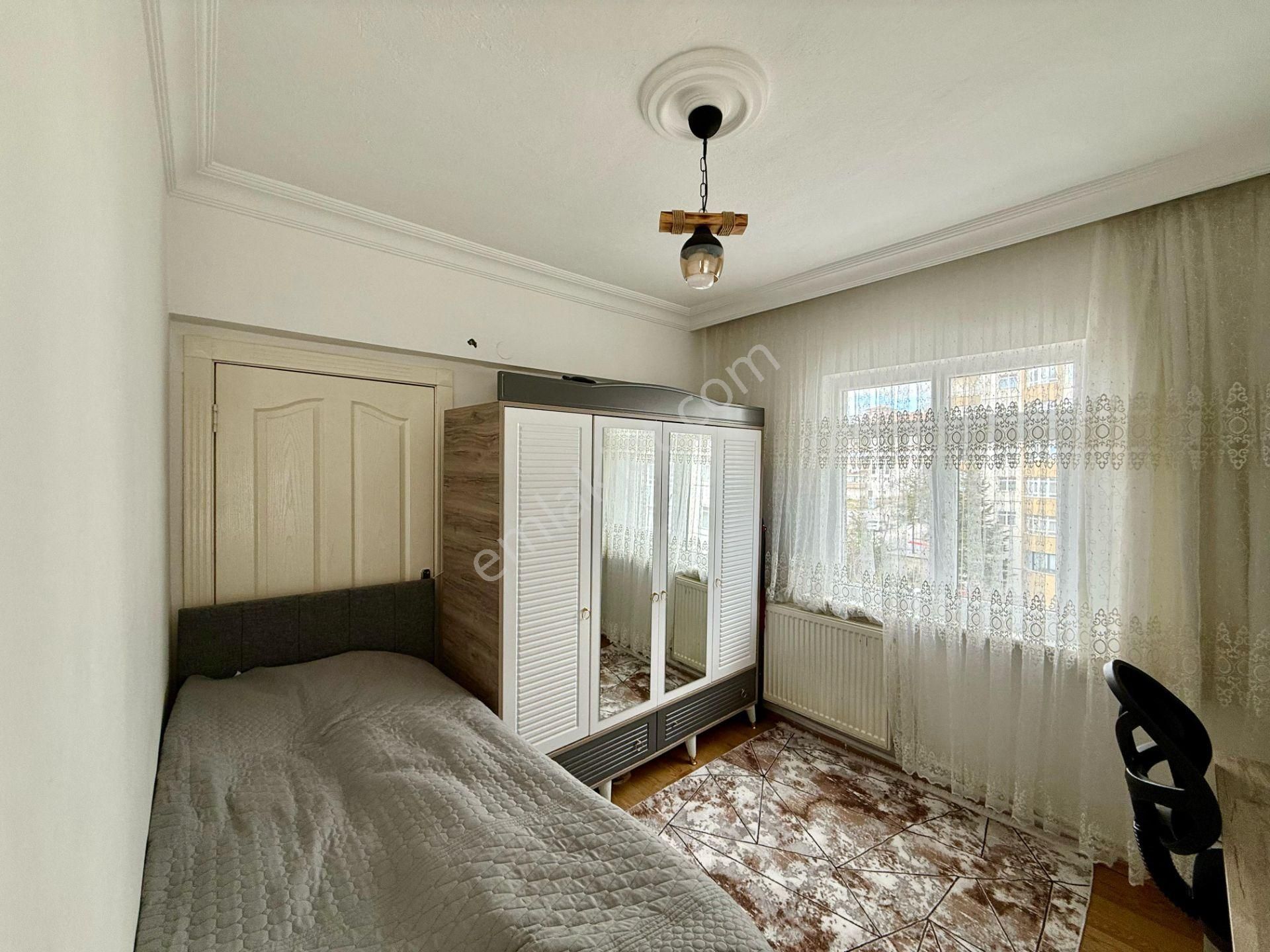 Pursaklar Mehmet Zengin Emlak'tan Merkez Mah. Ful Yapılı 3.kat 3+1 Daire - Görsel 14