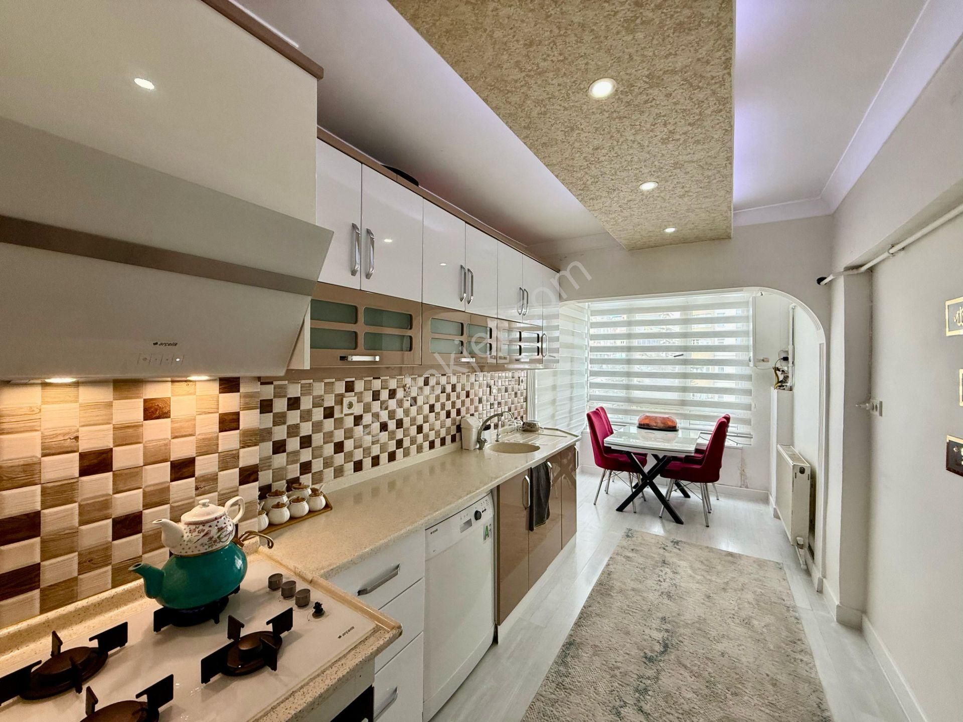 Pursaklar Mehmet Zengin Emlak'tan Merkez Mah. Ful Yapılı 3.kat 3+1 Daire - Görsel 2