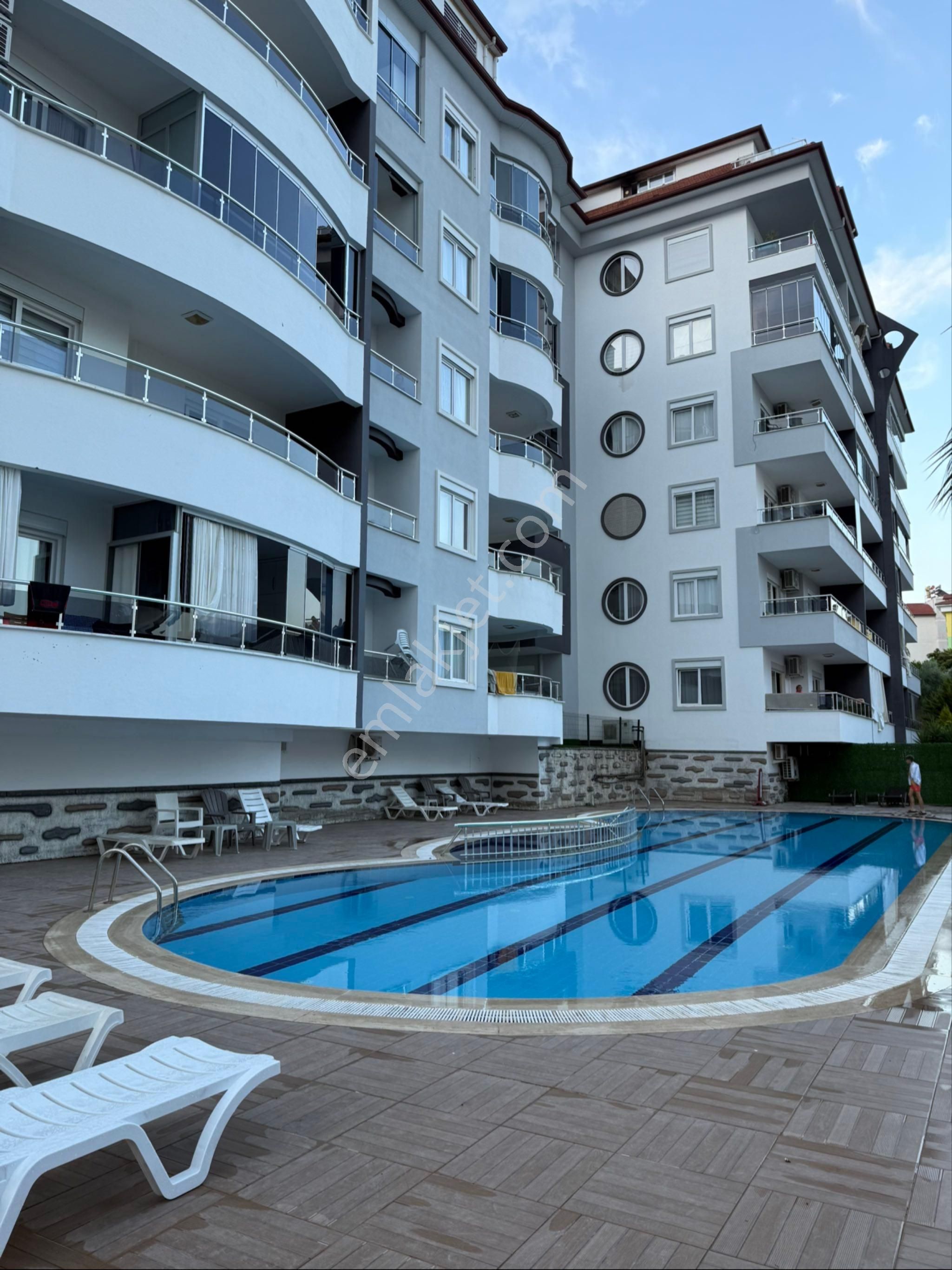 Sahibinden Cikcilli’de 1+1 Eşyalı Büyük Daire - Görsel 2