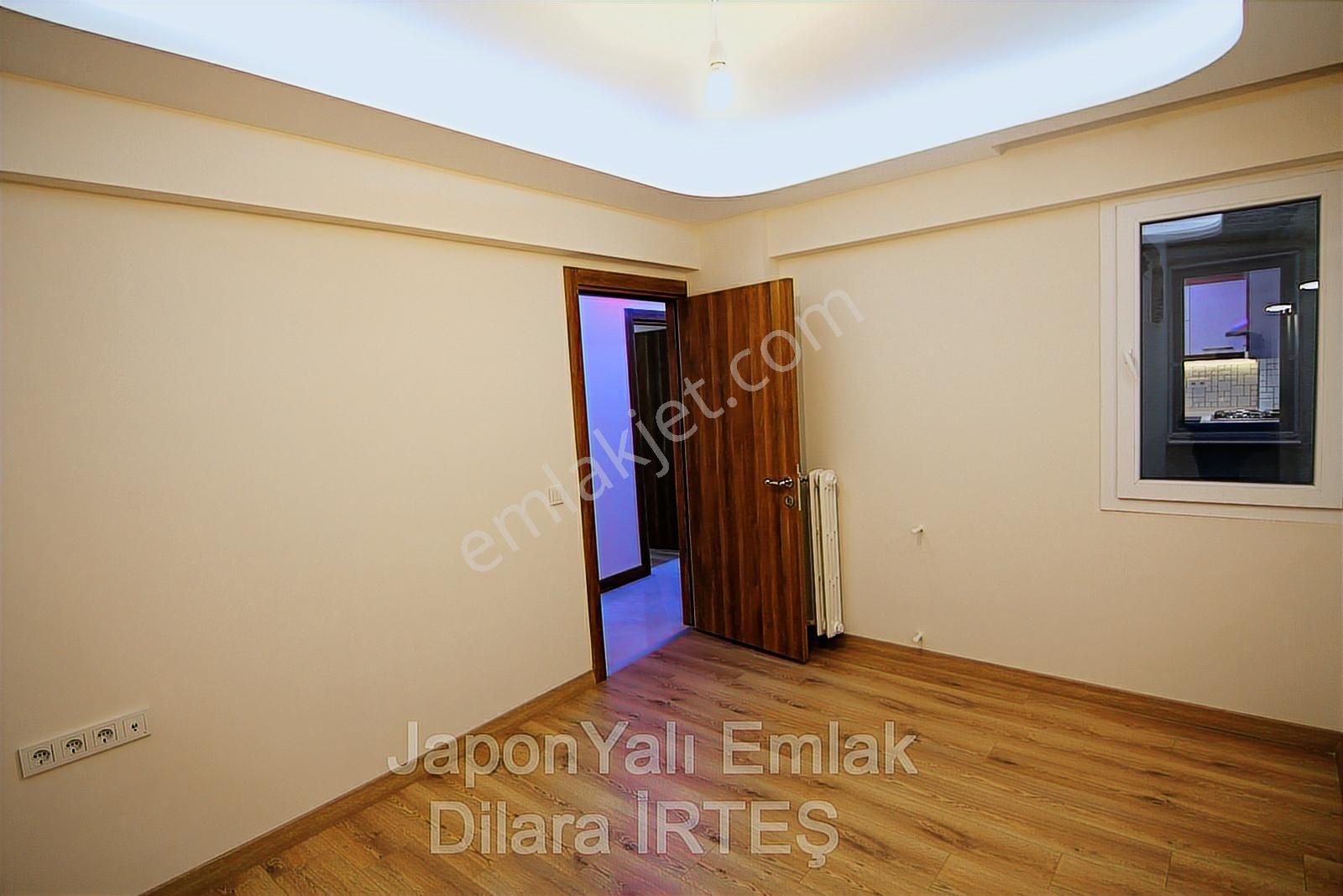 Poligon Metro Yakını Otoparklı Satılık Tadilatlı Daire - Görsel 14