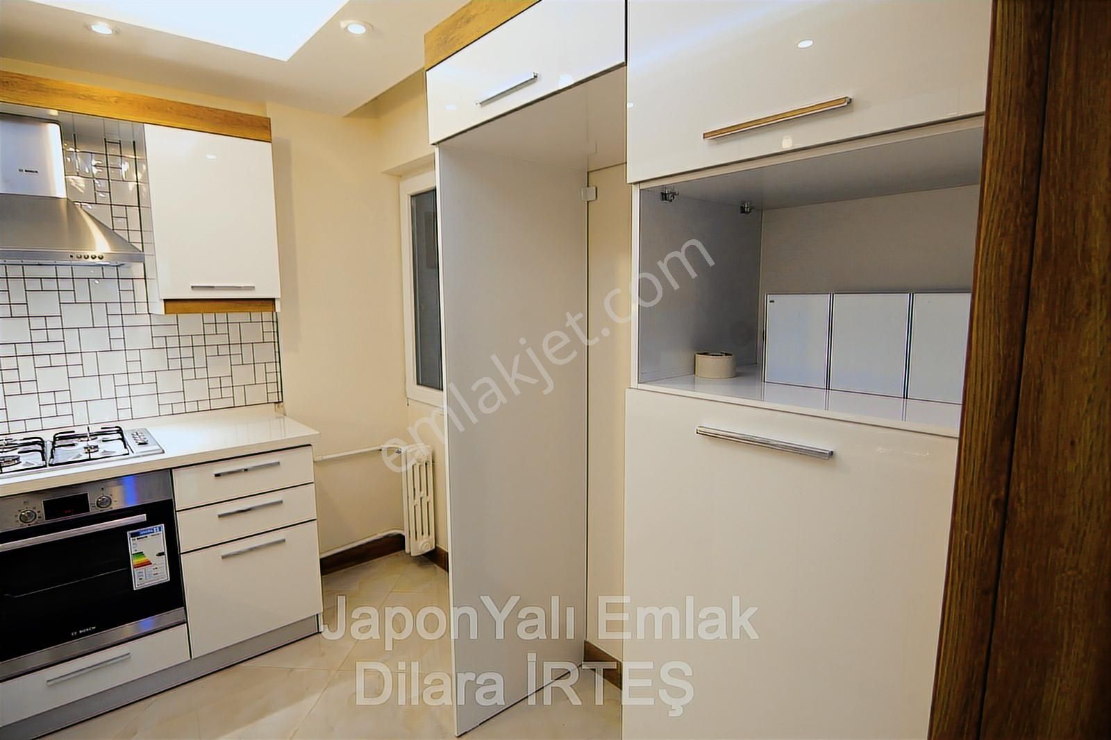 Poligon Metro Yakını Otoparklı Satılık Tadilatlı Daire - Görsel 18