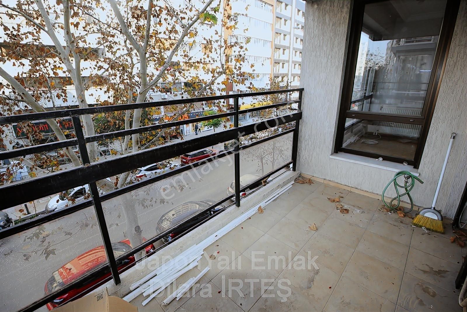 Mithatpaşa Caddesinde Köşe Cepheli 150 M2 Kiralık Daire - Görsel 17