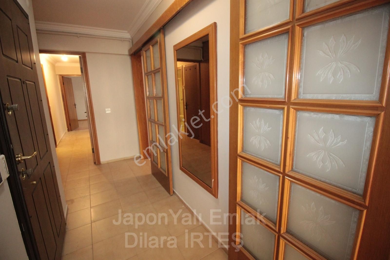 Mithatpaşa Caddesinde Köşe Cepheli 150 M2 Kiralık Daire - Görsel 11