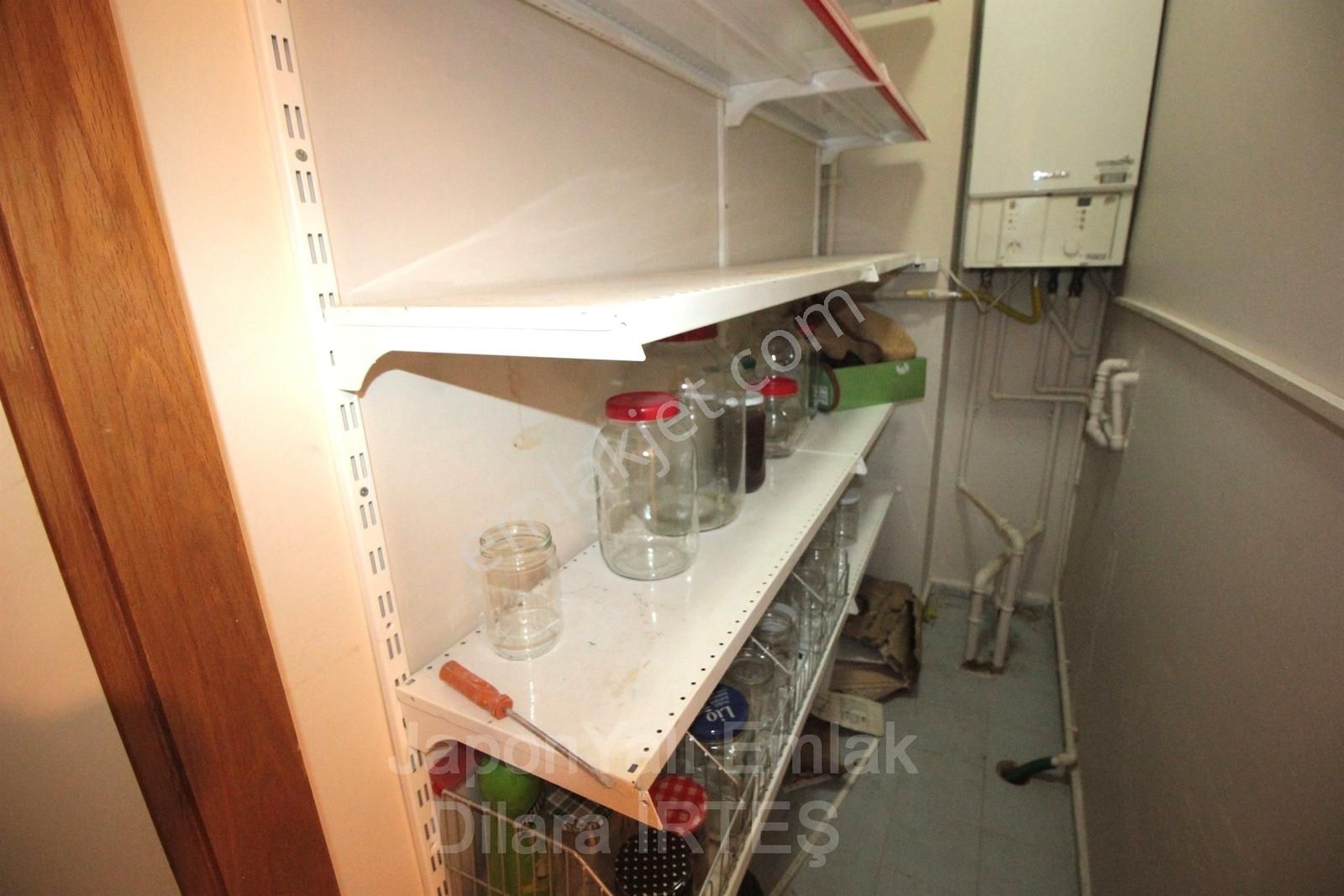 Mithatpaşa Caddesinde Köşe Cepheli 150 M2 Kiralık Daire - Görsel 13