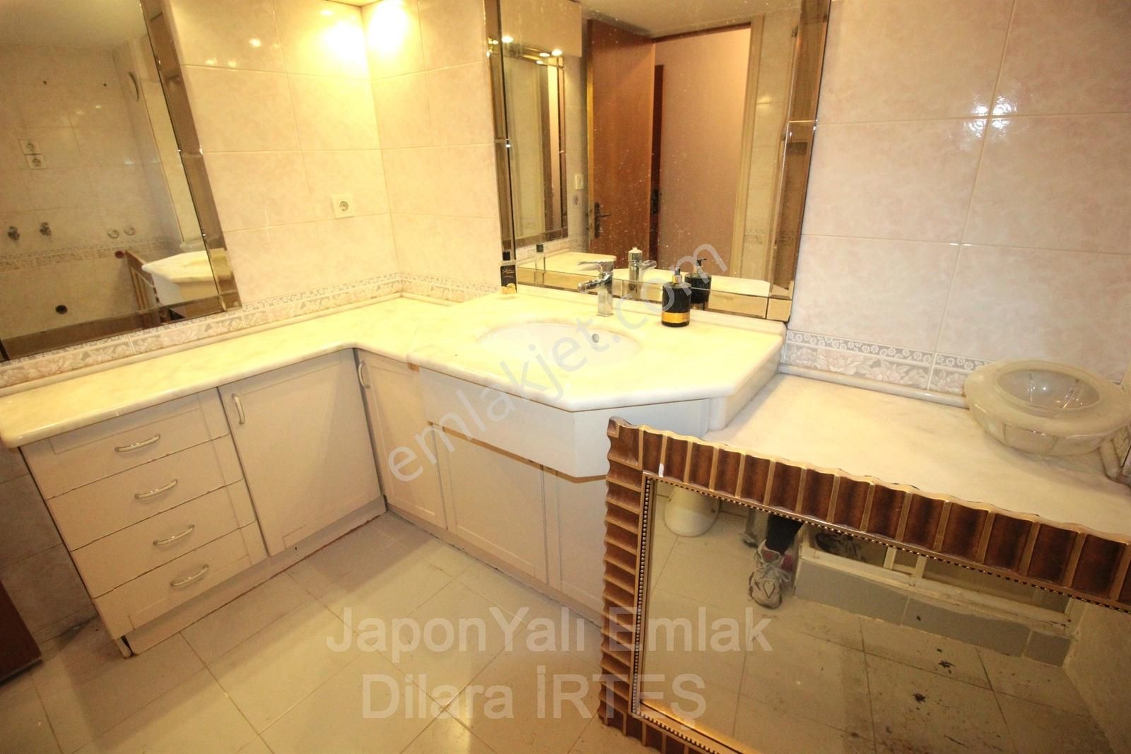 Mithatpaşa Caddesinde Köşe Cepheli 150 M2 Kiralık Daire - Görsel 9