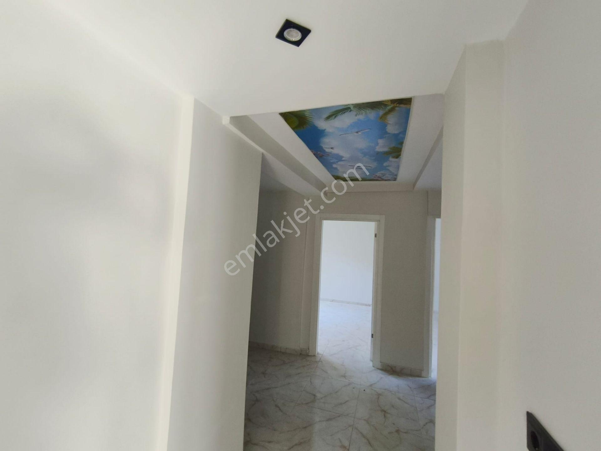 Kar Emlaktan Akçatekir Çarşıda 3+1 330m2 Arsa İçinda Satılık Villa - Görsel 2