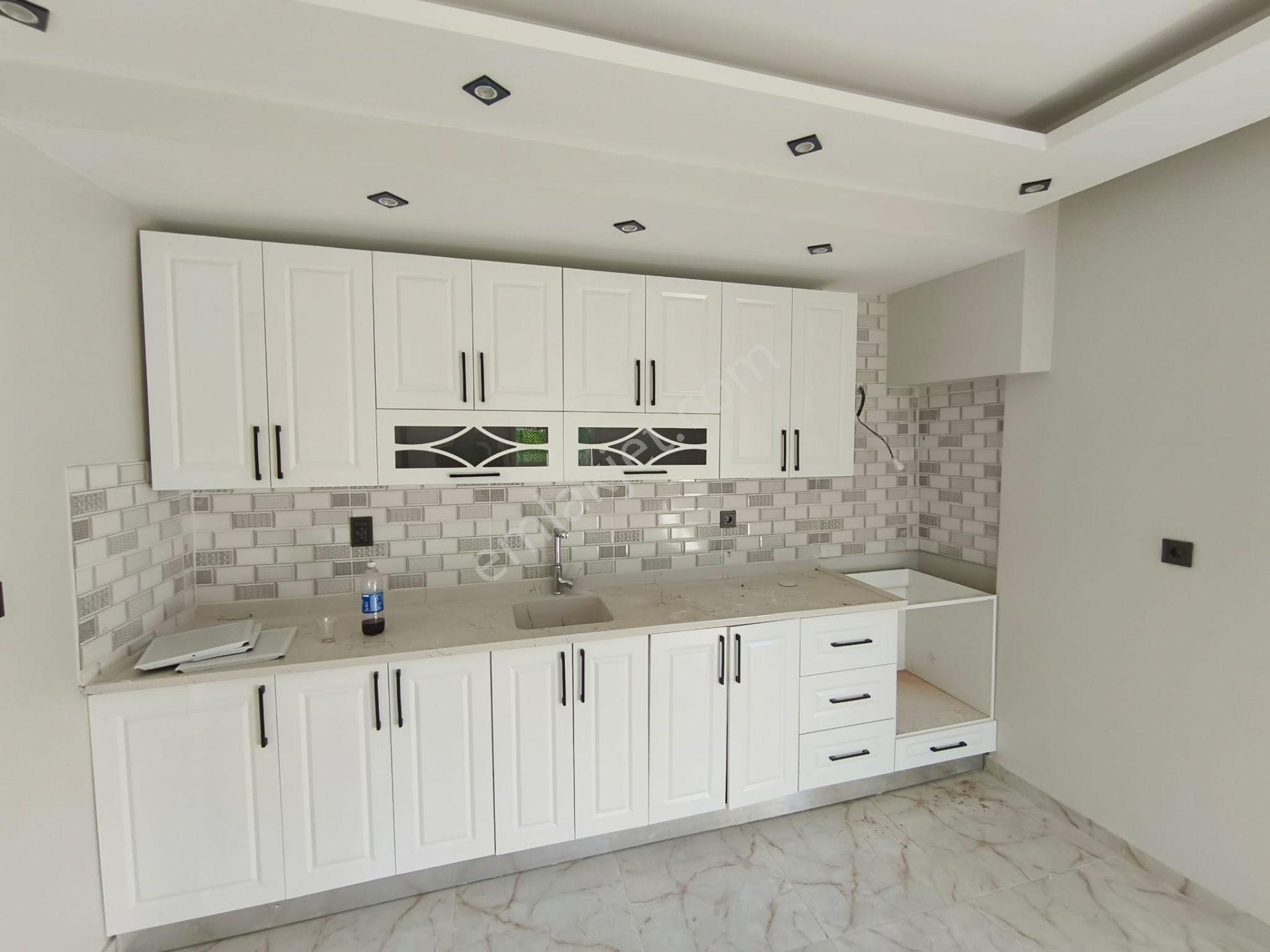 Kar Emlaktan Akçatekir Çarşıda 3+1 330m2 Arsa İçinda Satılık Villa - Görsel 7