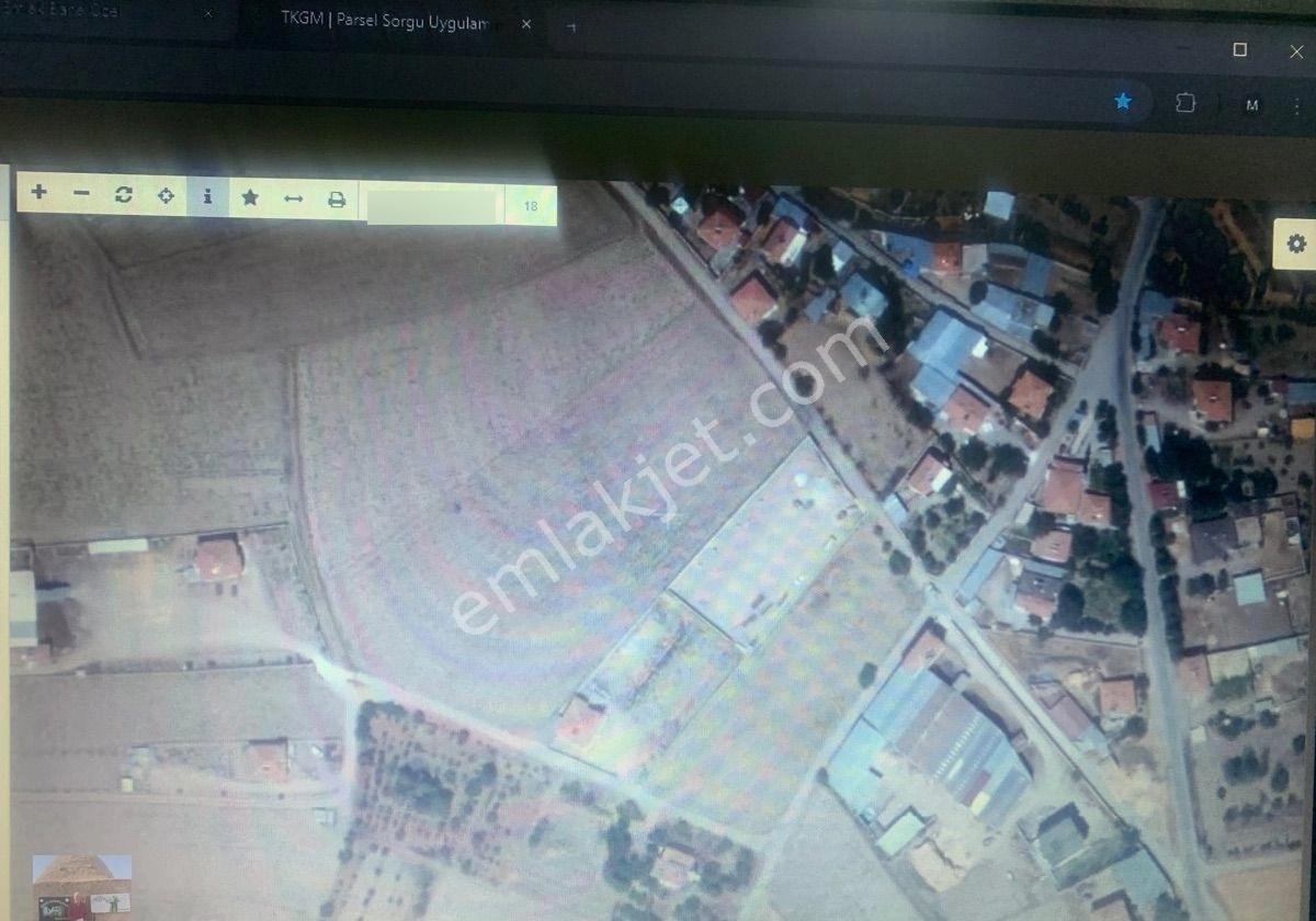 Develi Çomaklı Köy İçinde Ana Yol Kenarı Arazi - Görsel 6