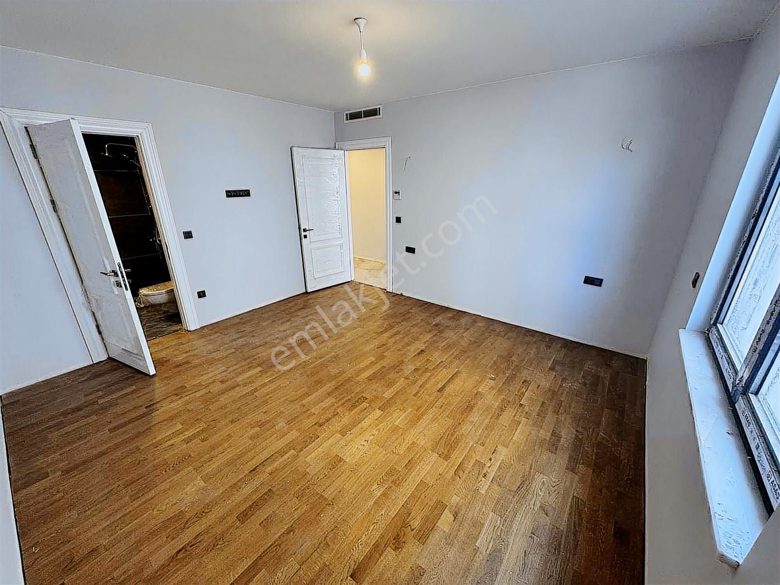 Çengelköyde Site İçi 4+1 Lüks Daire Yerden Isıtmalı Vrf Klimalı - Görsel 16