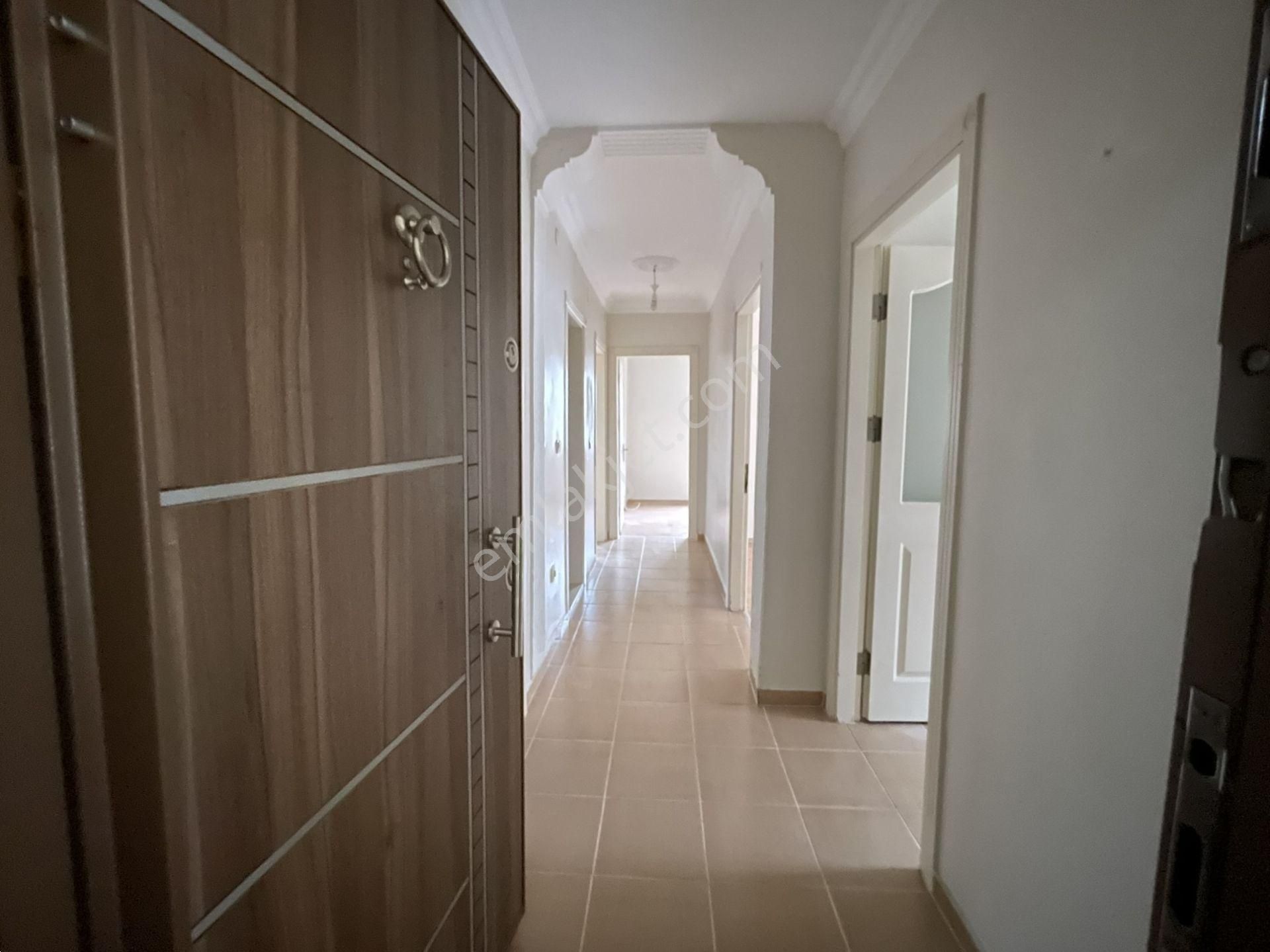 İzmir Menemen Gazi Mahallesinde 2+1 Kiralık Daire - Görsel 2