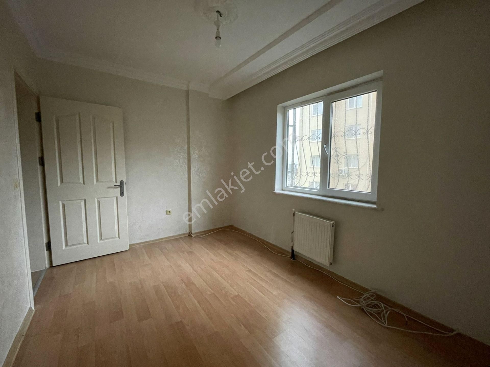 İzmir Menemen Gazi Mahallesinde 2+1 Kiralık Daire - Görsel 16