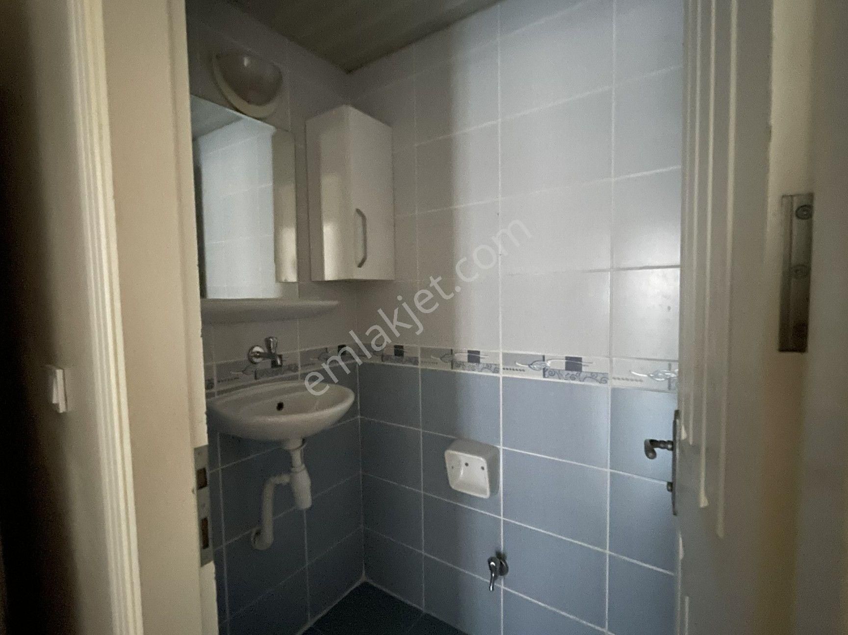 İzmir Menemen Gazi Mahallesinde 2+1 Kiralık Daire - Görsel 21