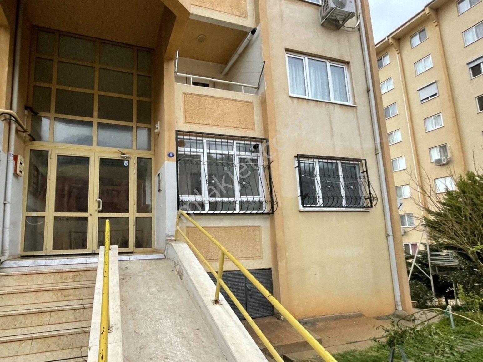 İzmir Menemen Gazi Mahallesinde 2+1 Kiralık Daire - Görsel 22
