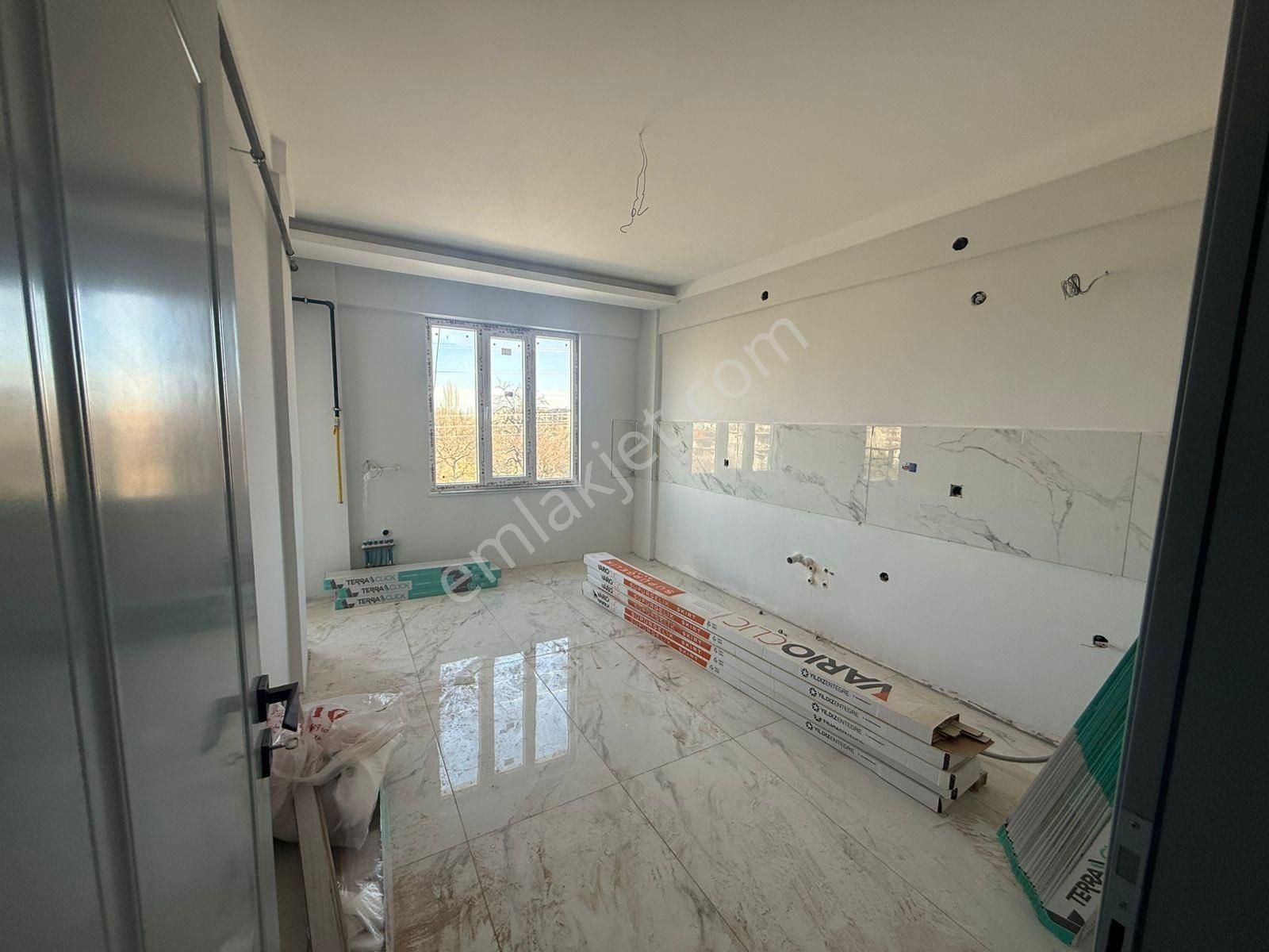 Rota’dan Satılık Gazi Mah. Garajlı Ferah 2+1 Daire… - Görsel 25