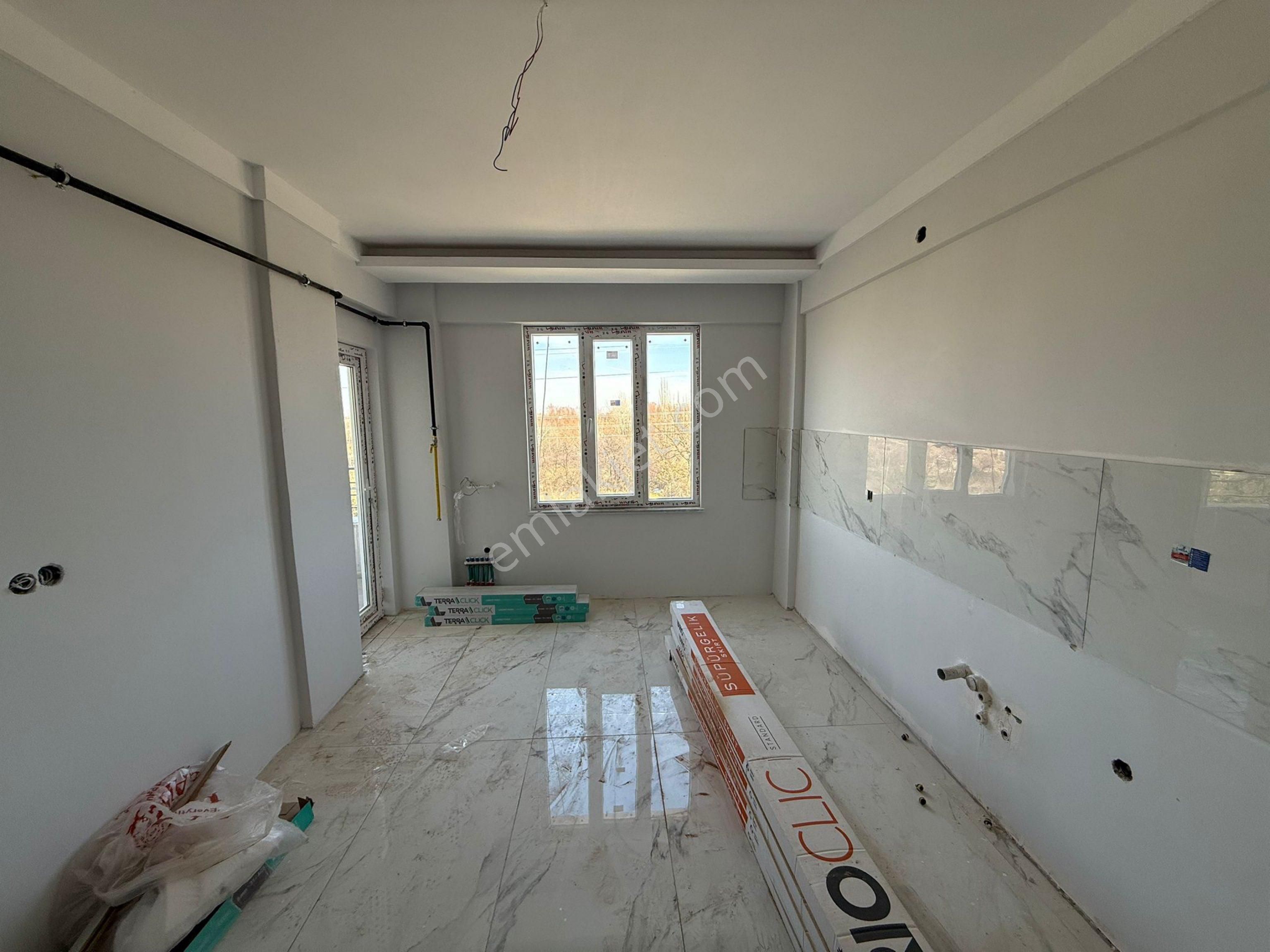 Rota’dan Satılık Gazi Mah. Garajlı Ferah 2+1 Daire… - Görsel 18