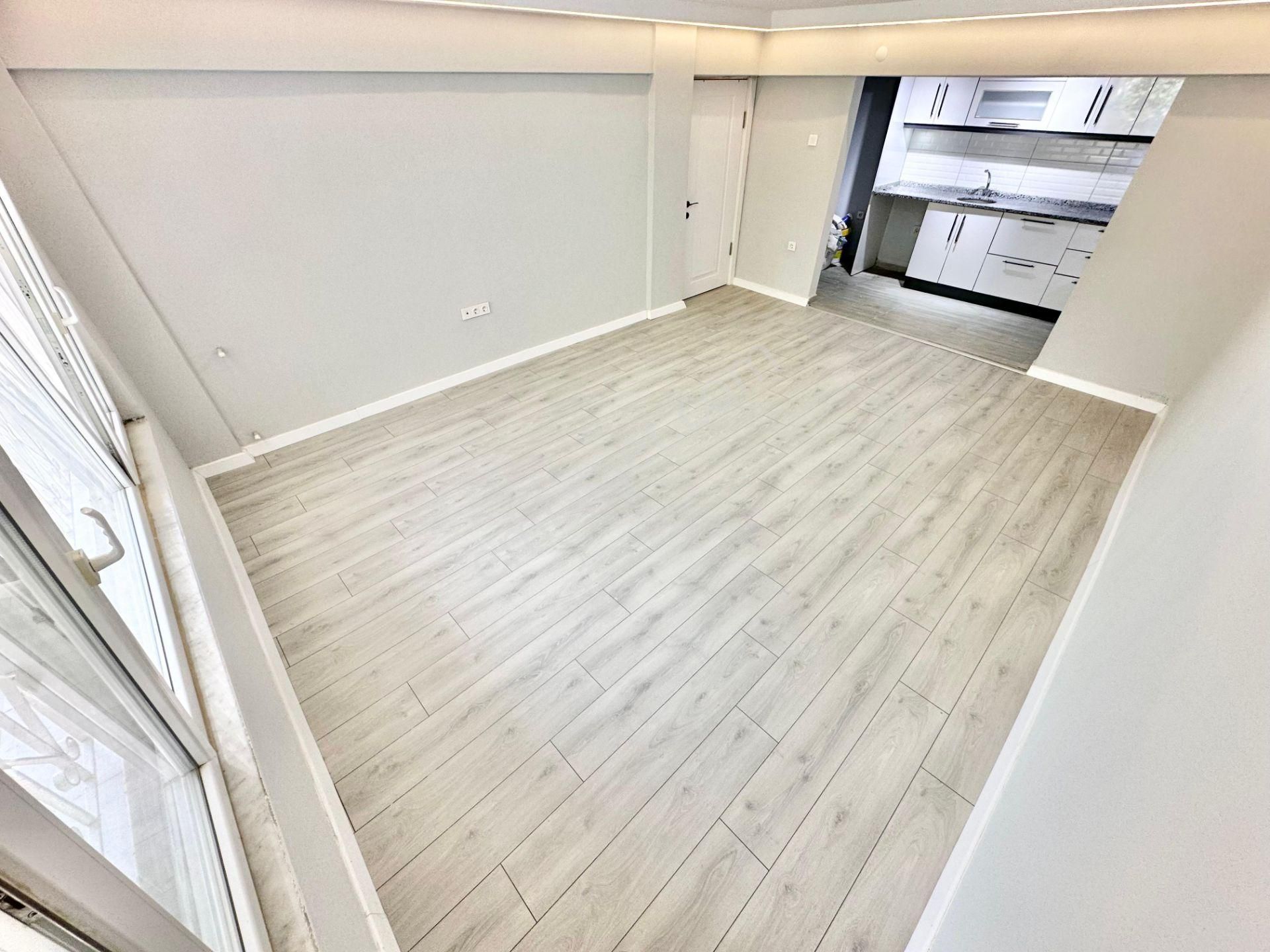 ꧁akçay Ay Emlaktan꧂ Denize Sadece 100 M Müstakil Tadında Bahçe Kullanımlı Satılık 2+1 Daire - Görsel 8