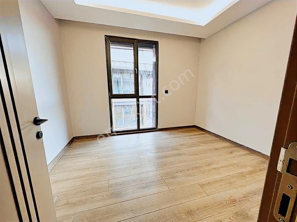 Nefes Çengelköyde Güvenlikli Sitede Kiralık Dubleks - Görsel 16