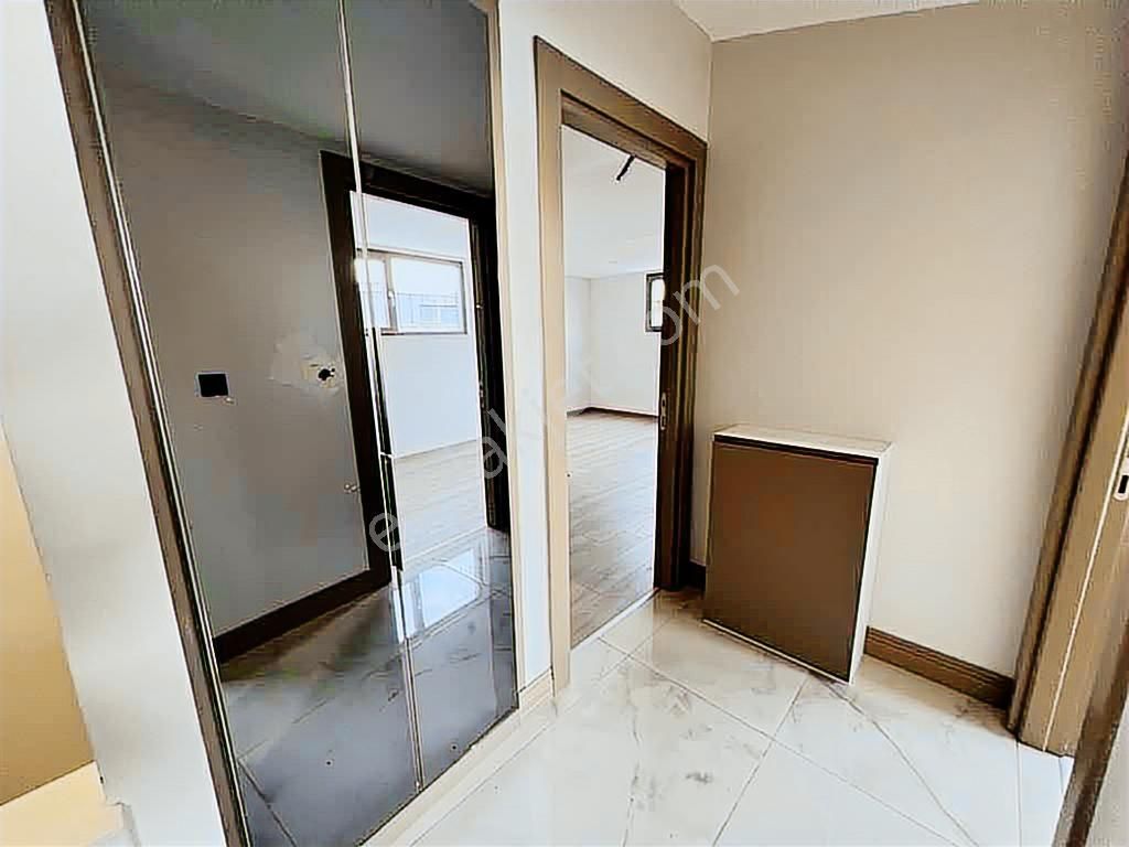 Nefes Çengelköyde Güvenlikli Sitede Kiralık Dubleks - Görsel 28