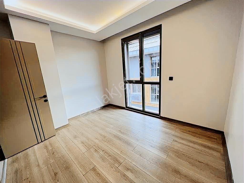 Nefes Çengelköyde Güvenlikli Sitede Kiralık Dubleks - Görsel 27