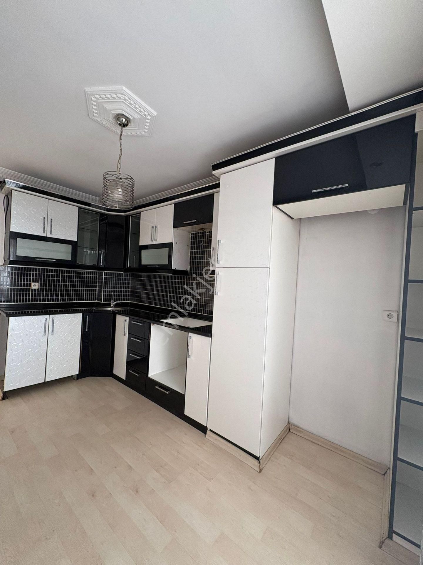 Acil Buca Kozağaç Meydan Yakını 2+1 110m2 D.gazlı Ayrı Mutfak Lüx Genç Daire - Görsel 8