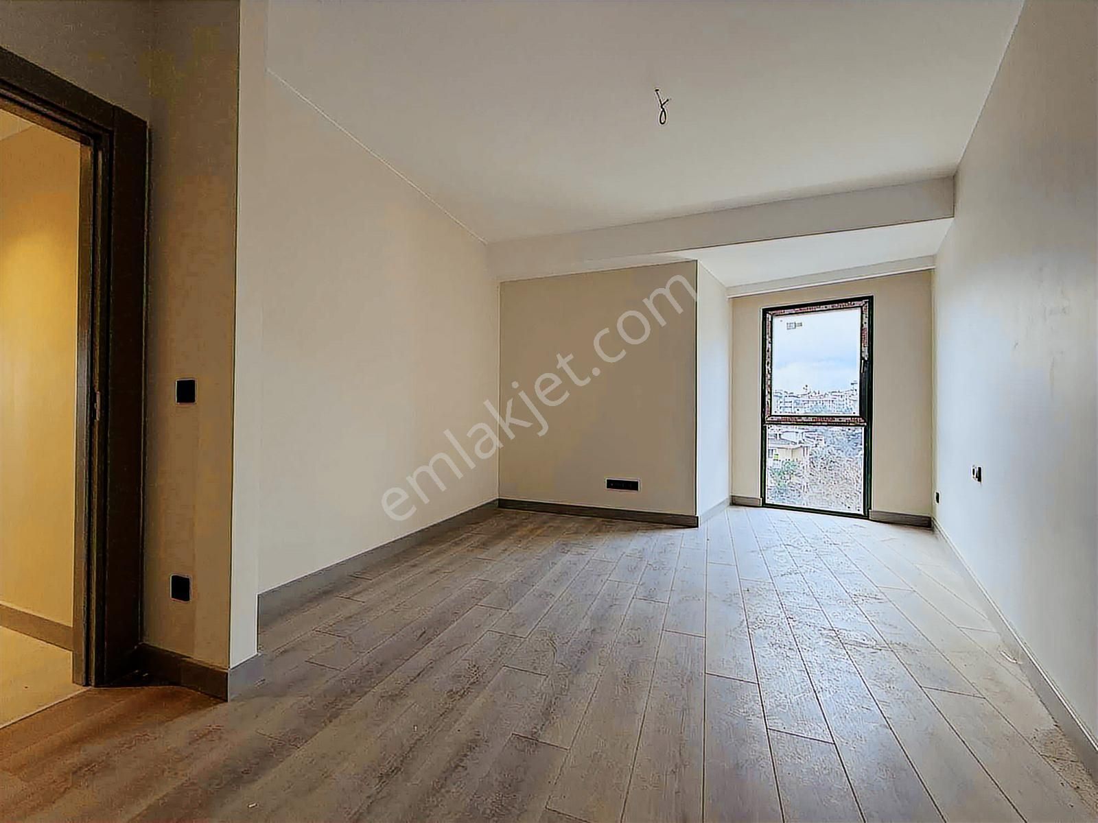 Çengelköy Ana Caddede Sıfır 2+1 Kapanmaz Manzara Lüks - Görsel 4