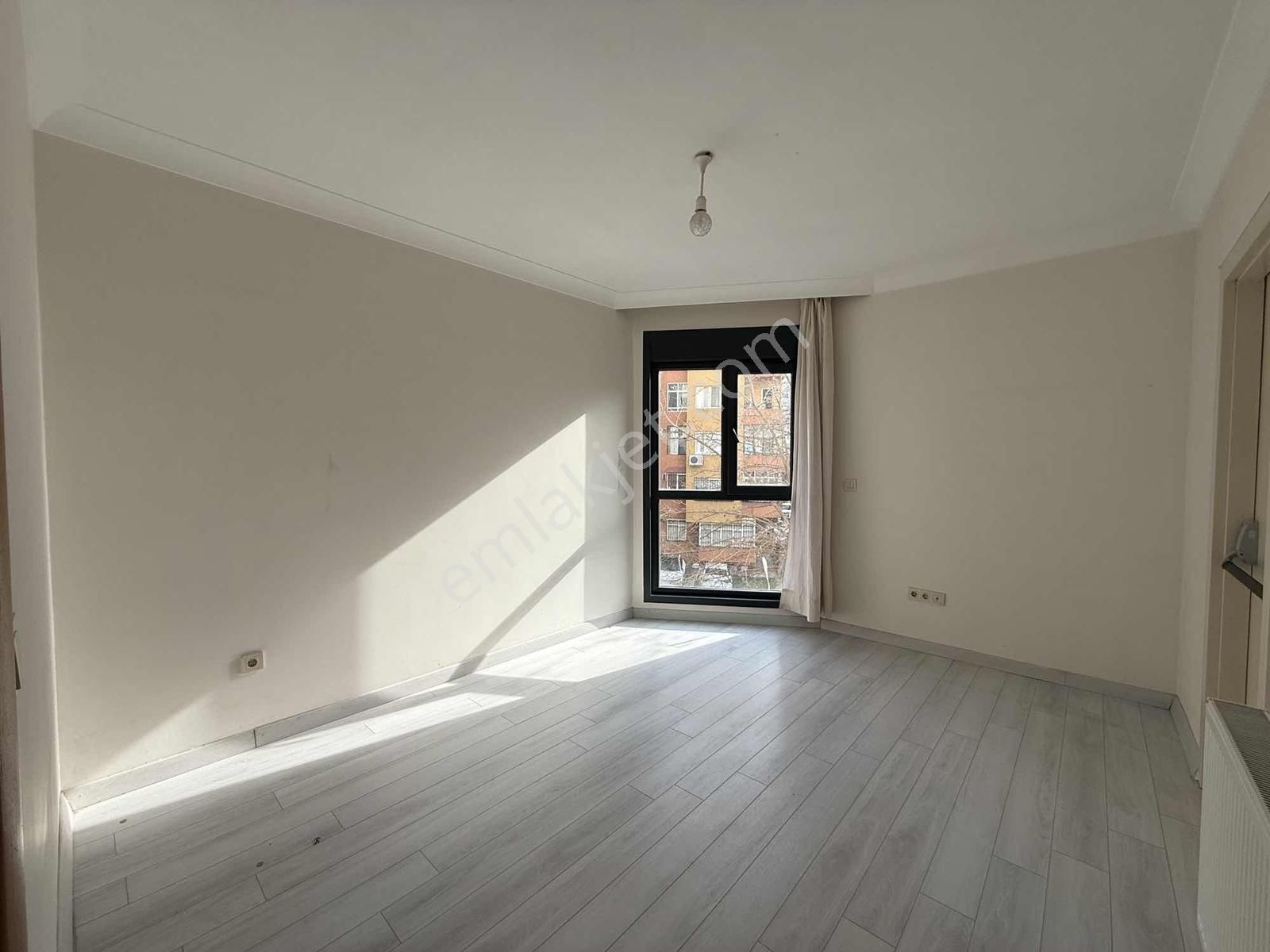 Bostancıda Önü Açık Ferah 2+1 Otoparklı Kiralık Daire - Görsel 16