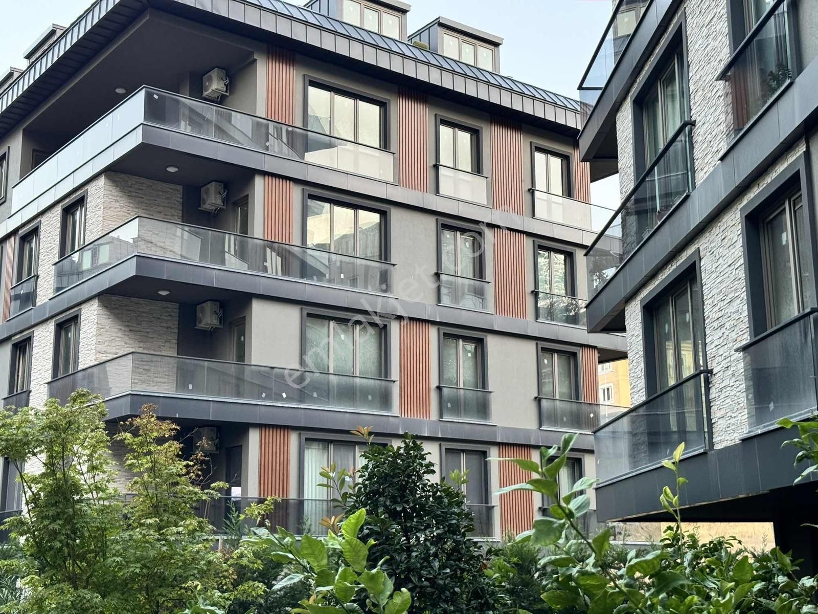 Hasbahçe Çengelköy | Site İçi | 4+1 | Yerden Isıtma | Havuz