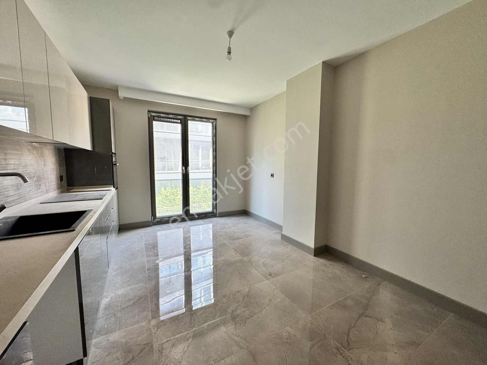Hasbahçe Çengelköy | Site İçi | 4+1 | Yerden Isıtma | Havuz - Görsel 13