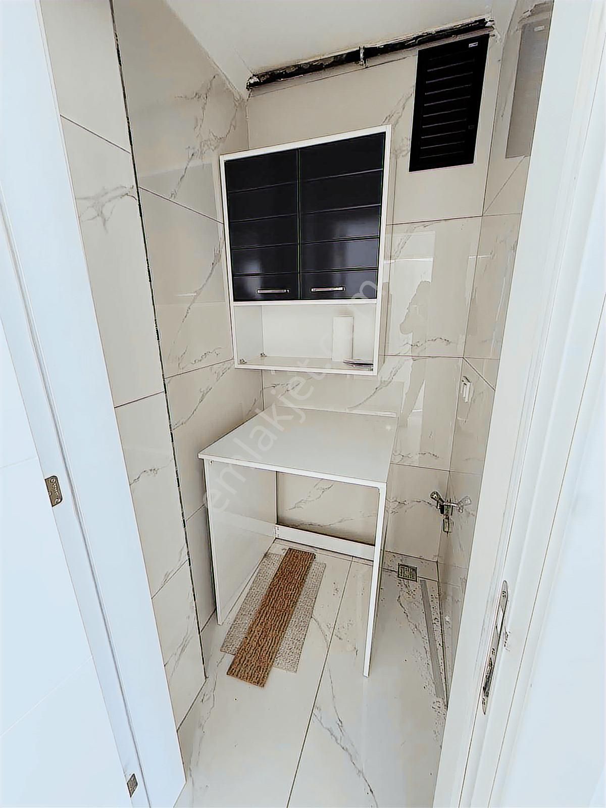Çengelköy Bahçelievlerde 3+1 Asansörlü Otoparklı Kiralık - Görsel 24