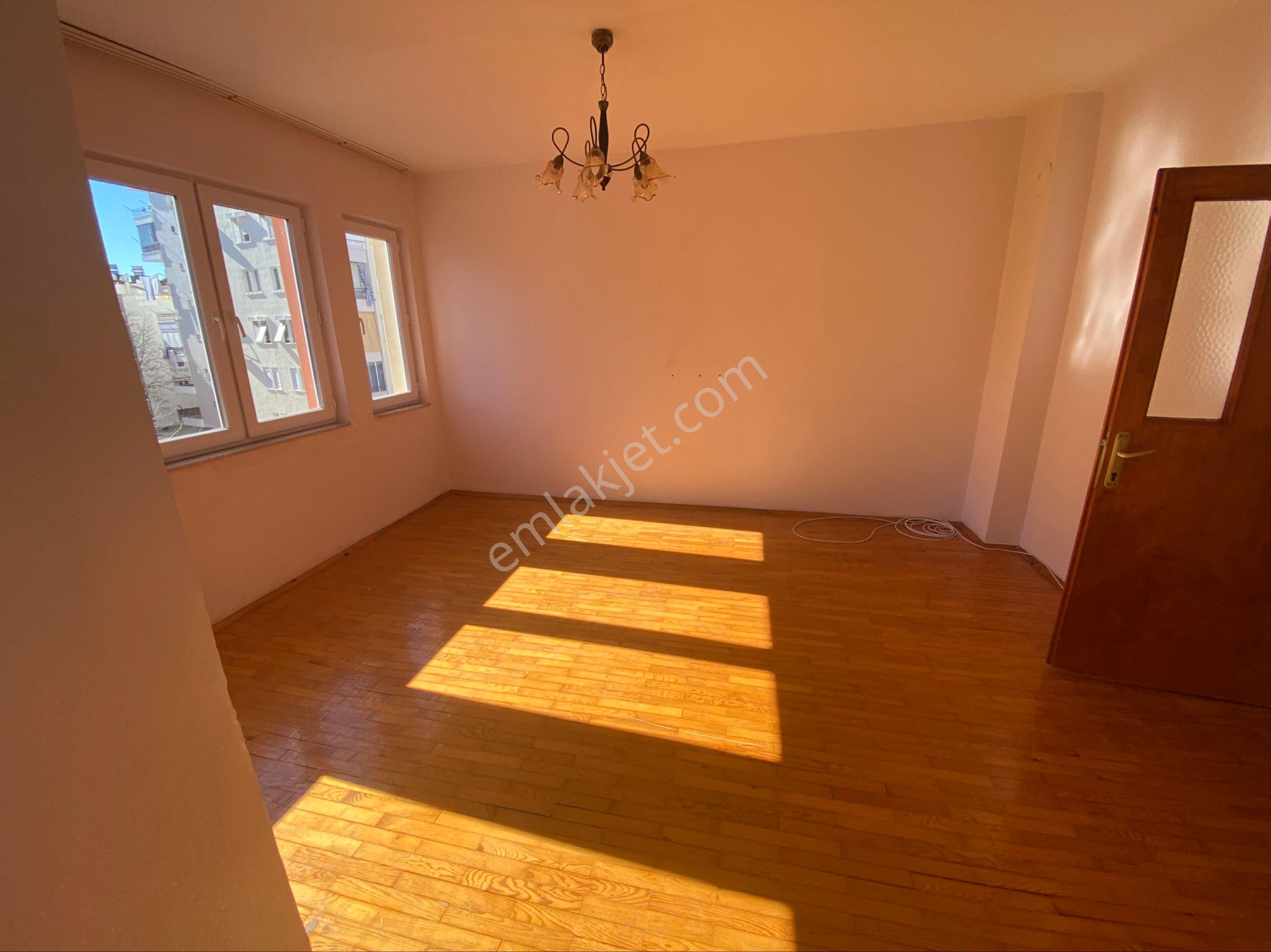 Bayındır Mahallesinde 3+1 Bakımlı Daire 28.000tl.ye Kiralık. - Görsel 17