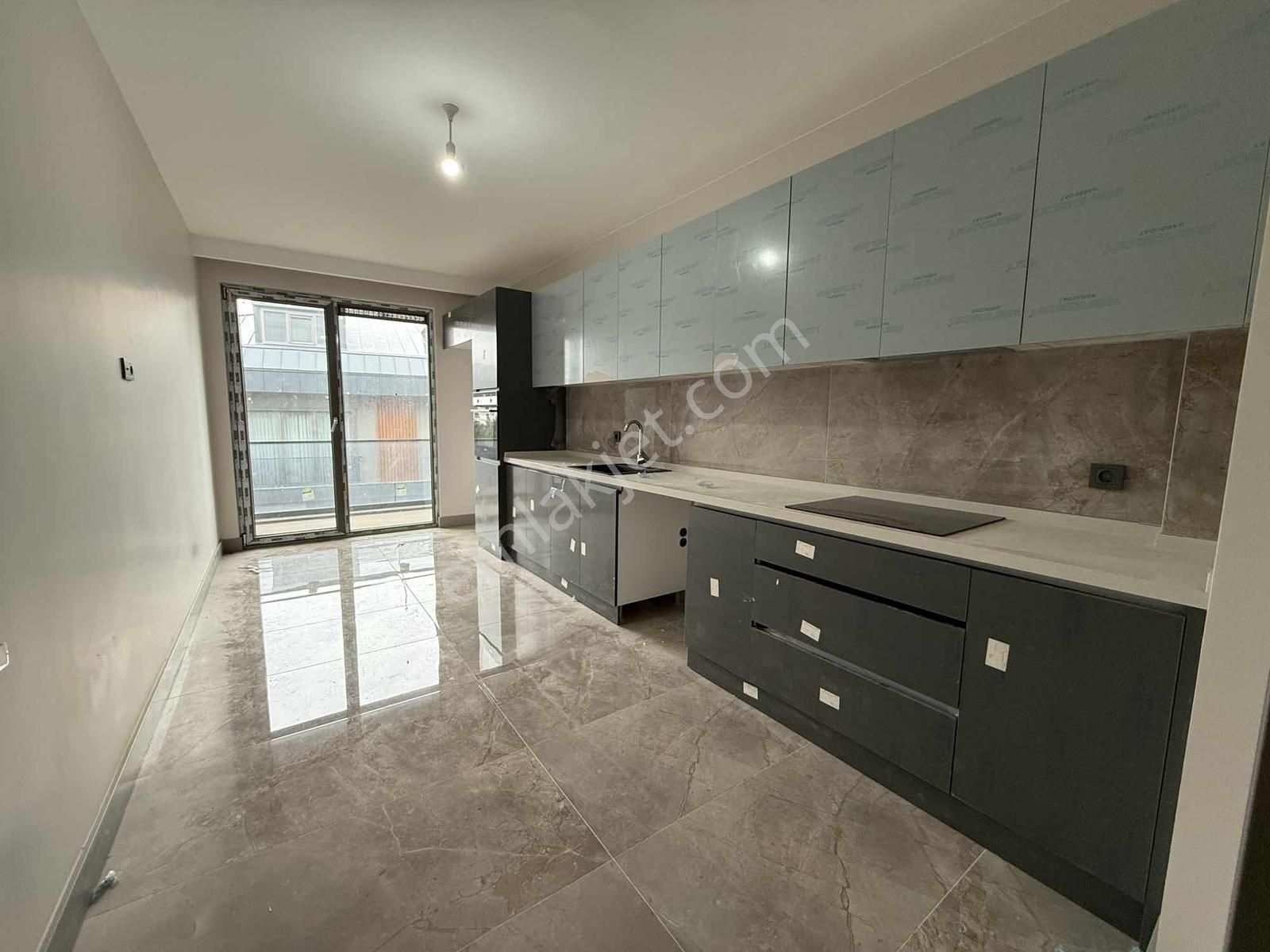 Has Bahçe Çengelköy | 5. Kat | Geniş Metraj | Prestijli Site - Görsel 17