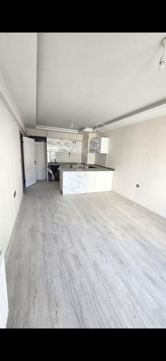 Talas Karasu Cadde Üzeri | Sıfır 2+1 |