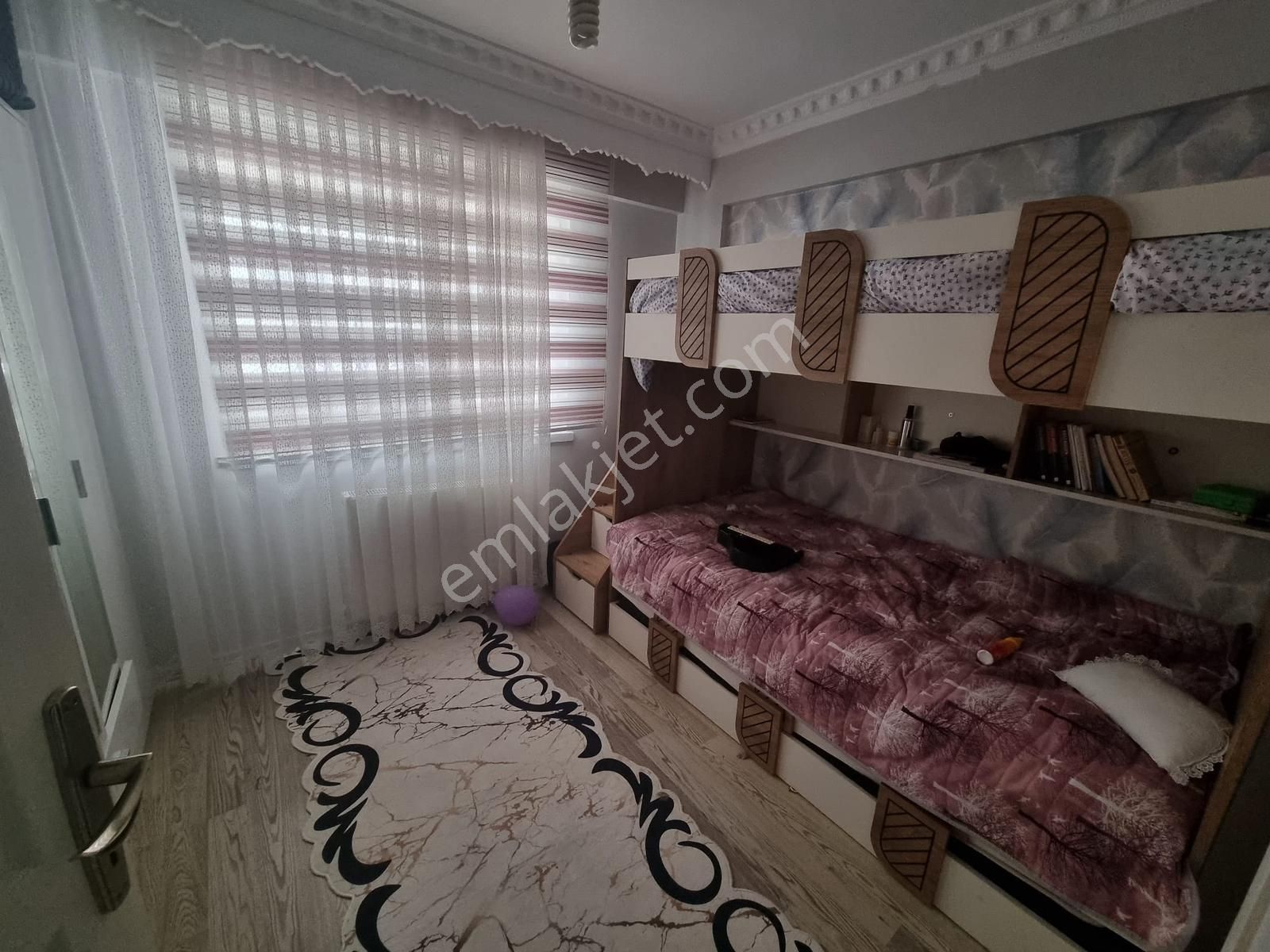 Merkezi Konumda Yapılı 3+1 Satılık Daire - Görsel 10