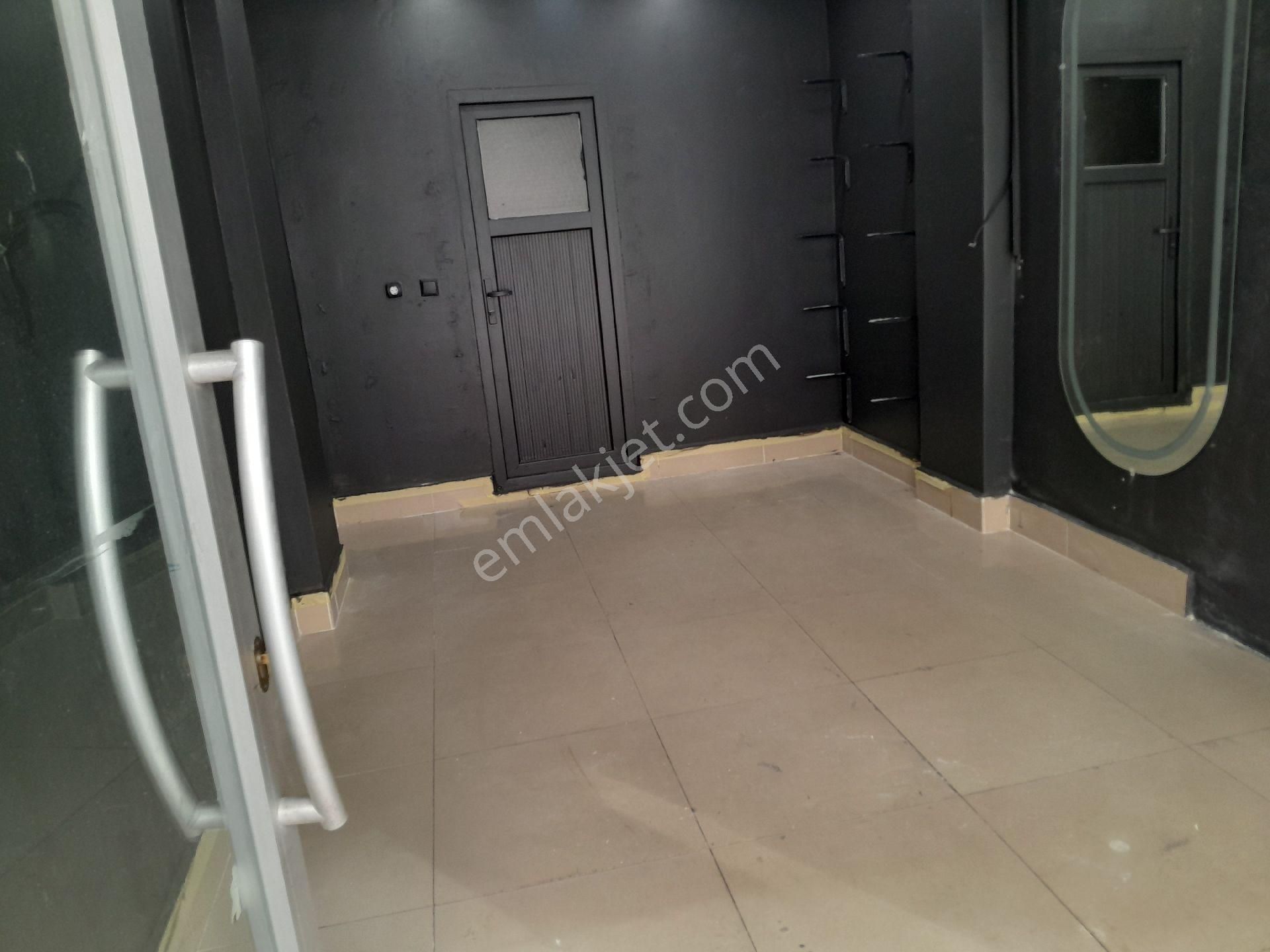 Kiralık İşyeri Dükkan Sultangazi - Görsel 5