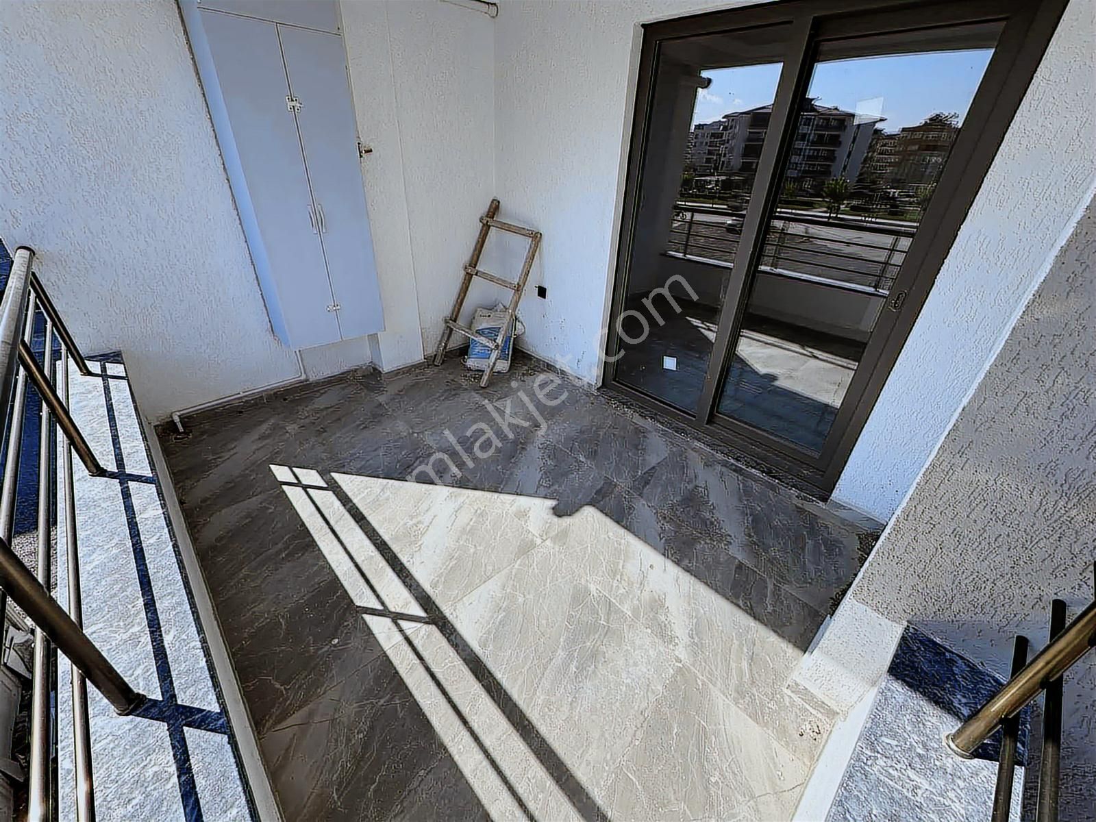 Onmax Burhaniye Merkez Hürriyet Mahallesi Satılık 3+1 Dubleks - Görsel 6