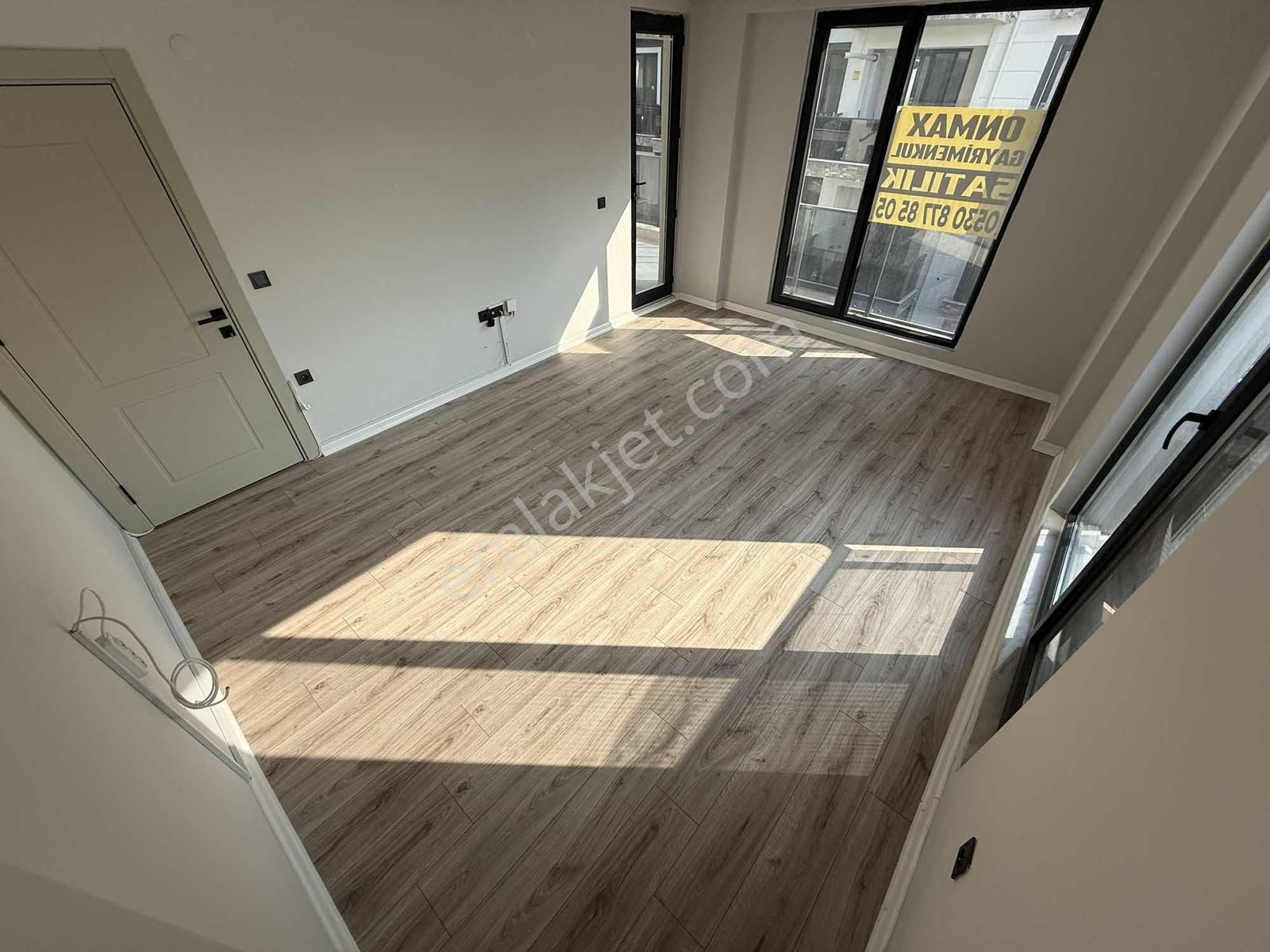 Onmax Bahçelievler'de Satılık 2+1 100 M2 Ara Kat Daire - Görsel 19