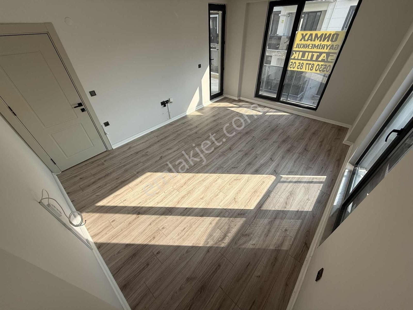 Onmax Bahçelievler'de Satılık 2+1 100 M2 Ara Kat Daire - Görsel 15