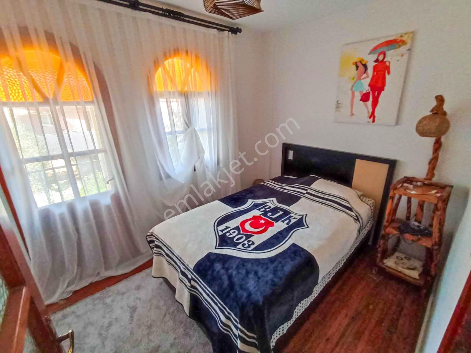 Gökçen'den Deniz Tarafında Köşe Konumda 3+1 Ferah Villa - Görsel 16