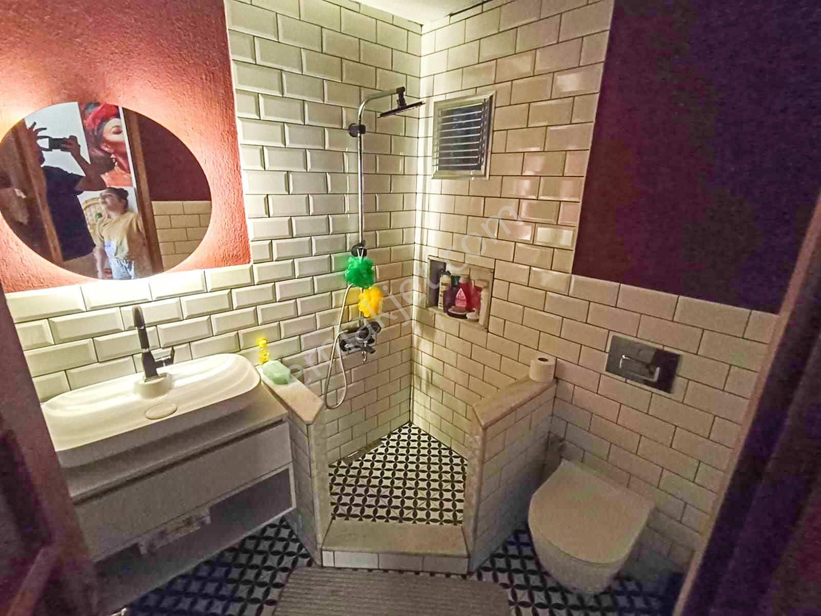 Gökçen'den Deniz Tarafında Köşe Konumda 3+1 Ferah Villa - Görsel 9