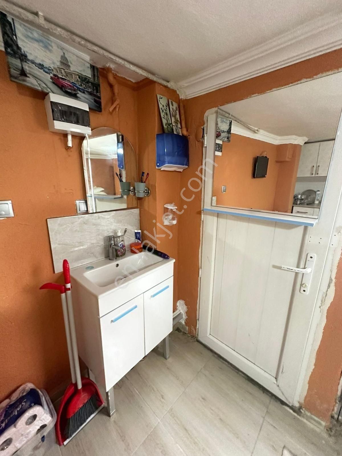 Yusuf Emlaktan Satılık Bodrum Daire Kartaltepede - Görsel 21