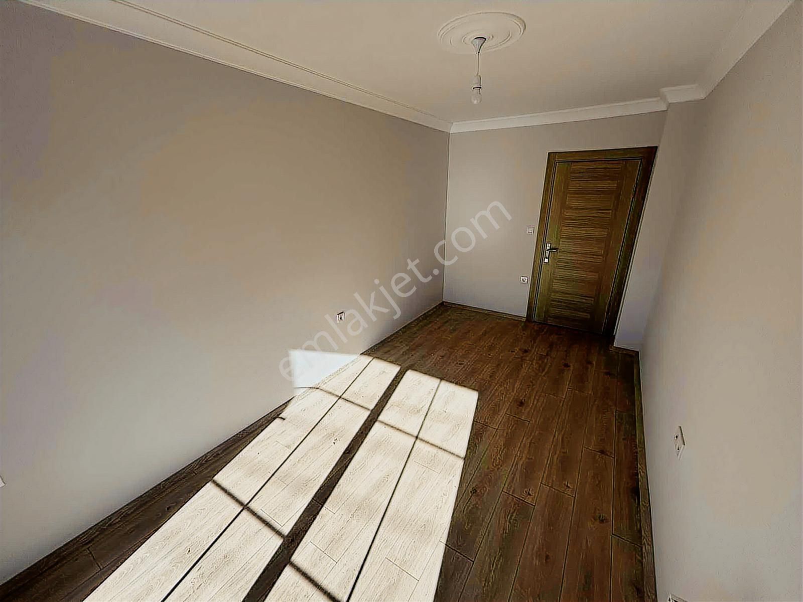 Onmax Öğretmenler'de Satılık 2+1 Denize Yakın Mesafede Daire - Görsel 13