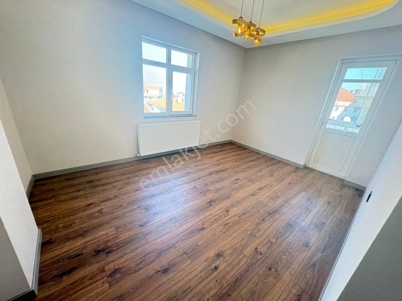 Dikmen Sokullu'da Satılık Daire 3+1ara Katta Full Yapılı Manzaralı - Görsel 32