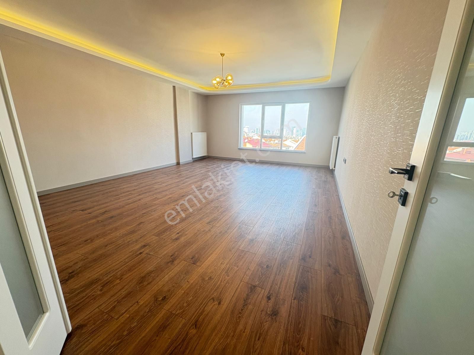 Dikmen Sokullu'da Satılık Daire 3+1ara Katta Full Yapılı Manzaralı - Görsel 15