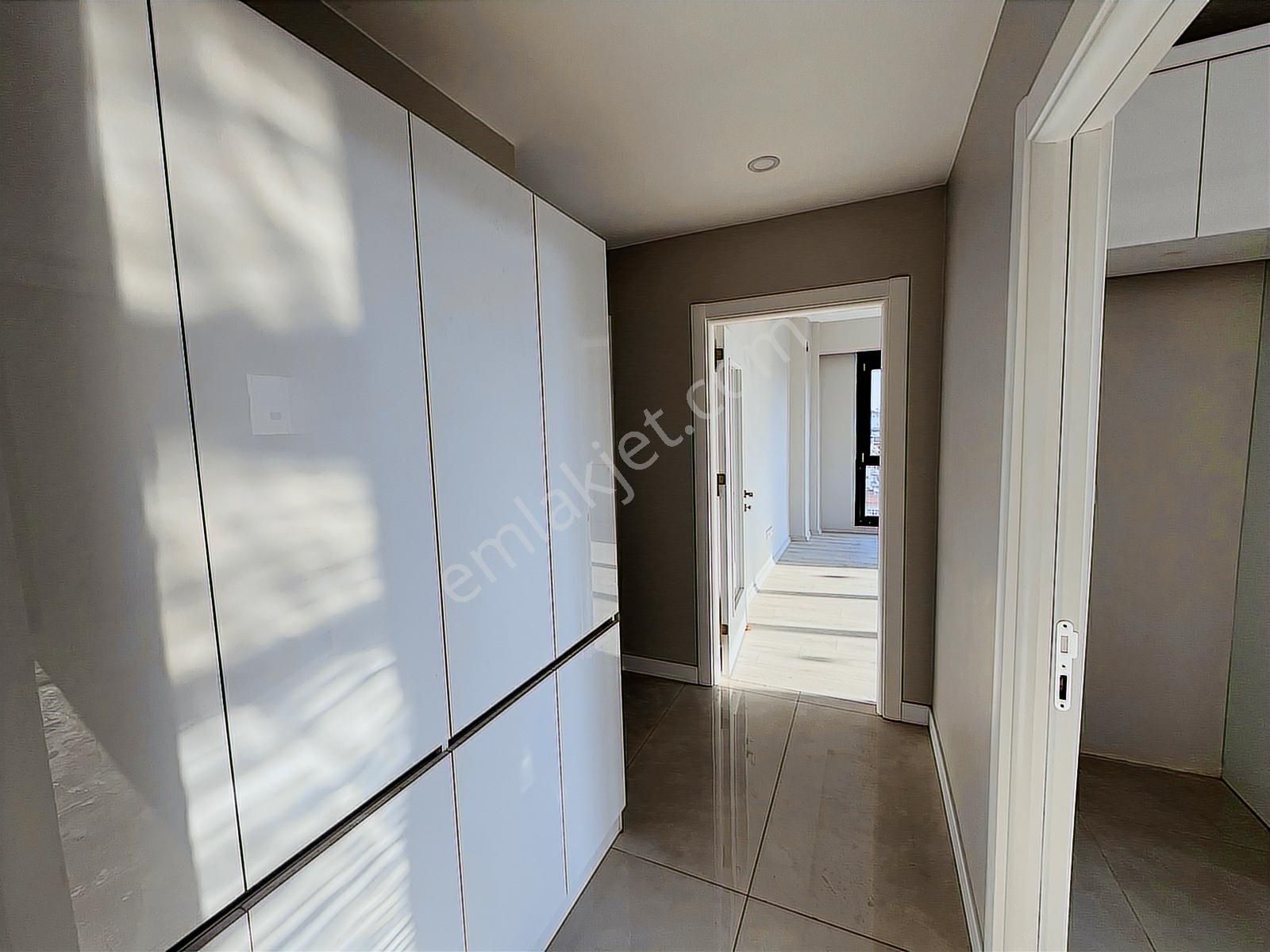 Kartal Atalar Da Cadde Üzeri 6+2 Satılık Dubleks Daire - Görsel 6