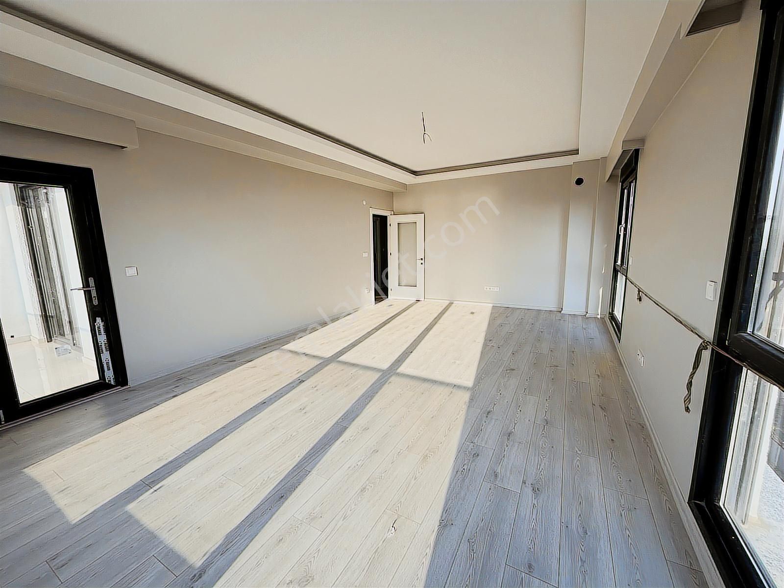Kartal Atalar Da Cadde Üzeri 6+2 Satılık Dubleks Daire - Görsel 13